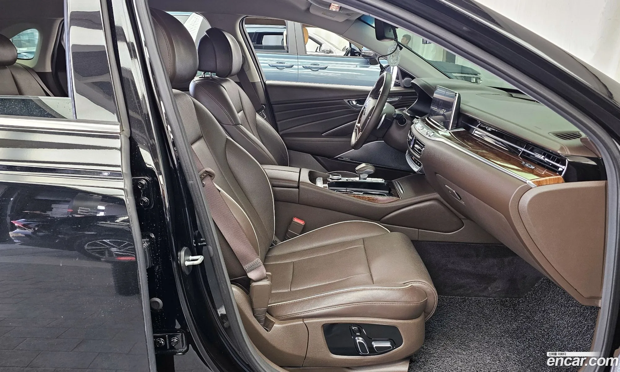 Kia The K9 2018 — 14