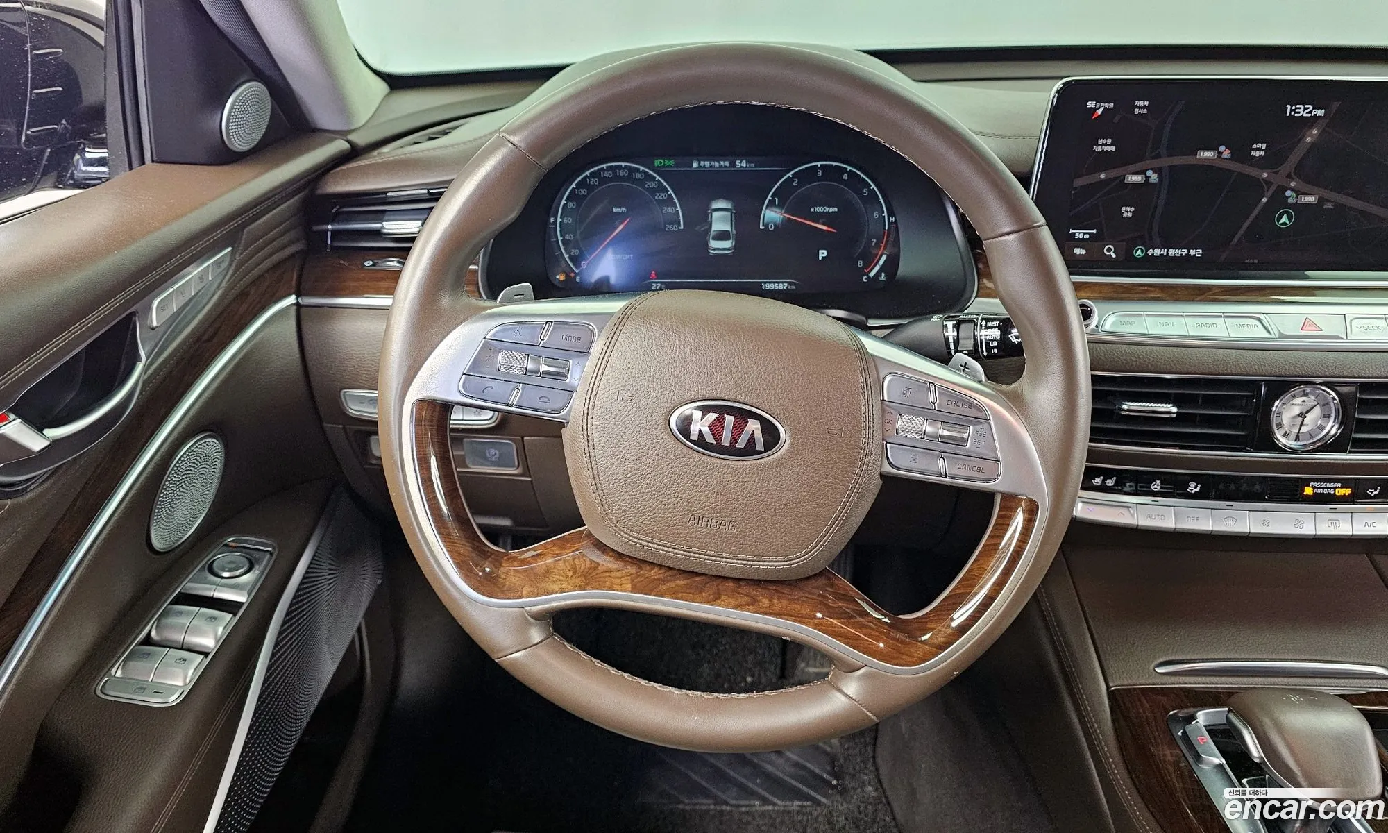 Kia The K9 2018 — 18