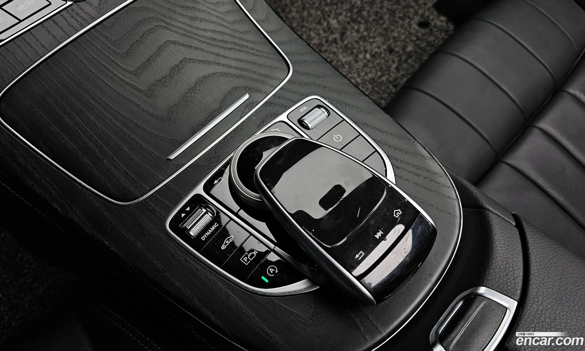 Mercedes-Benz E-Class W213 2019 WDD1J1EBXKF115633 — 13
