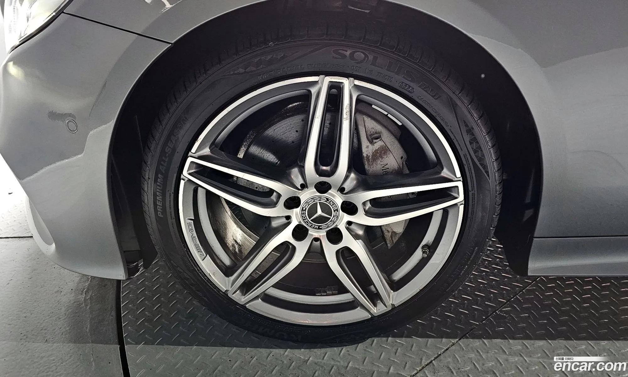 Mercedes-Benz E-Class W213 2019 WDD1J1EBXKF115633 — 6
