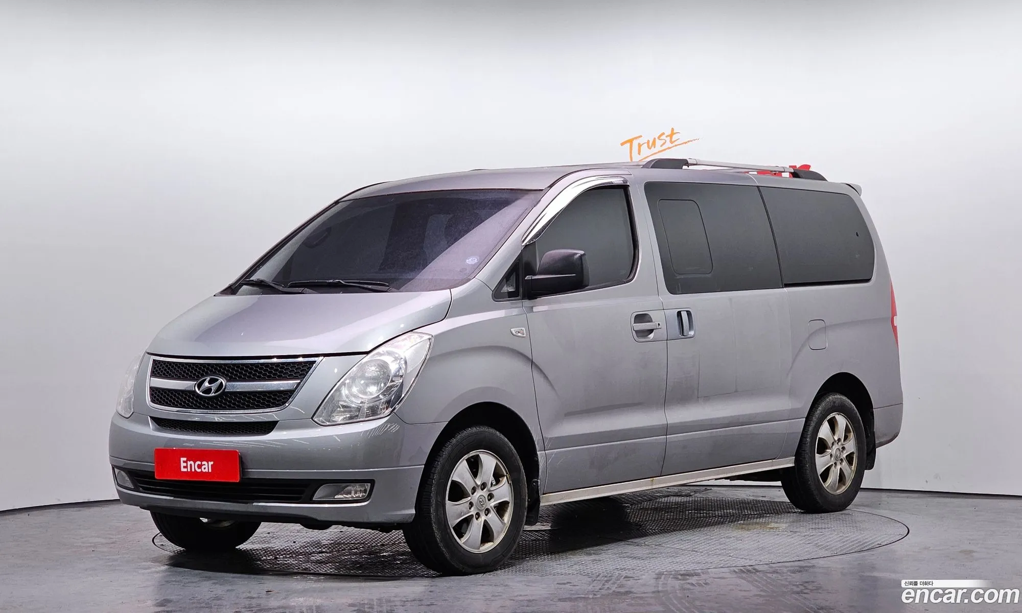 Hyundai Grand Starex 2015 — 18
