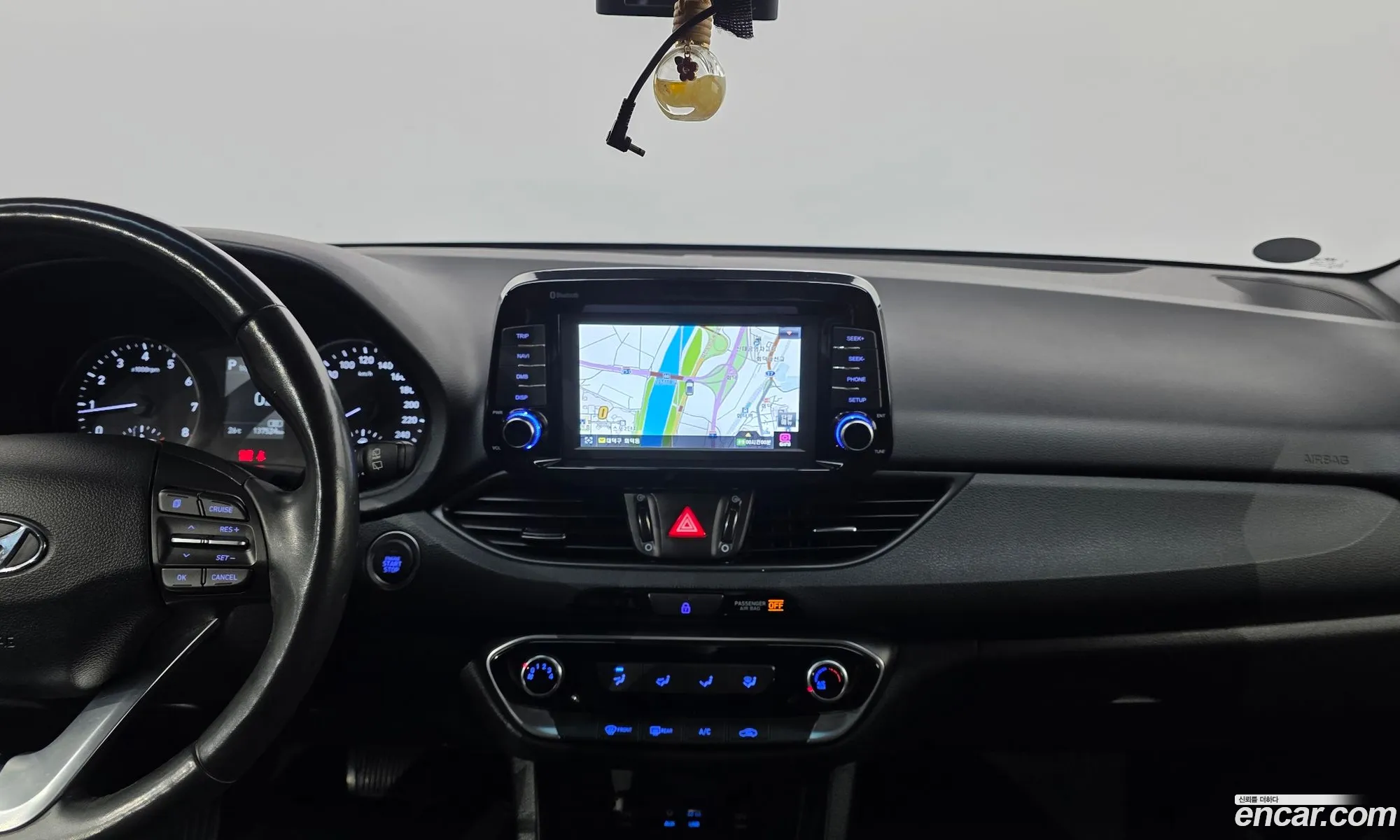 Hyundai i30 2018 — 16