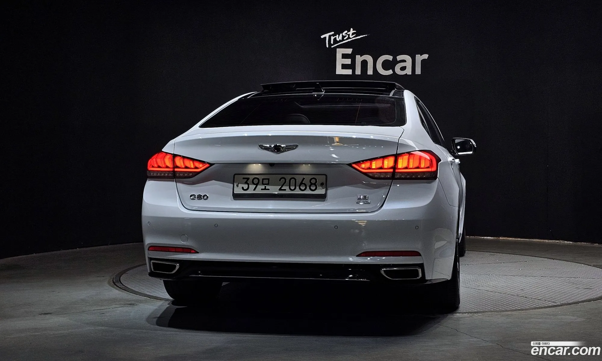 Genesis G80 2018 — 30