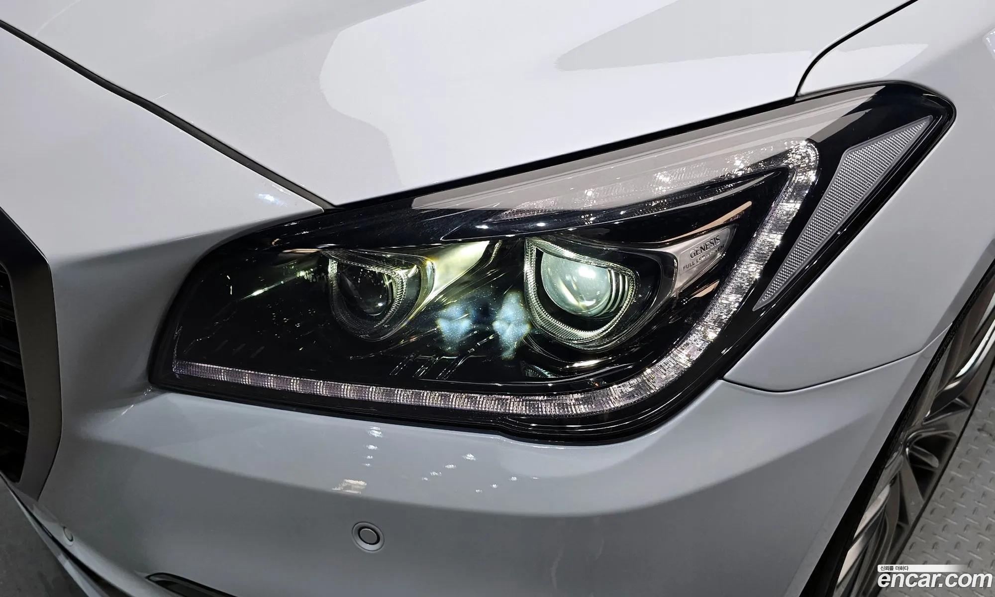 Genesis G80 2018 — 25