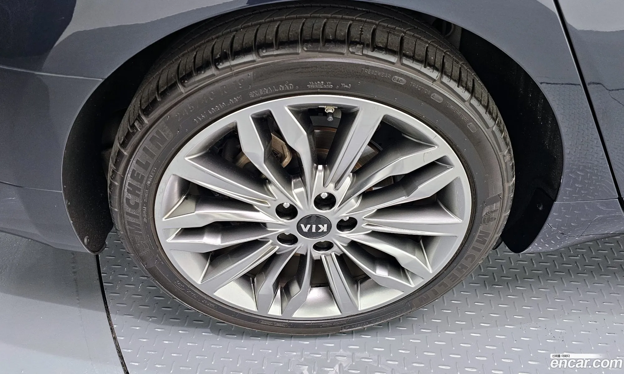 Kia K7 Premier 2019 — 9