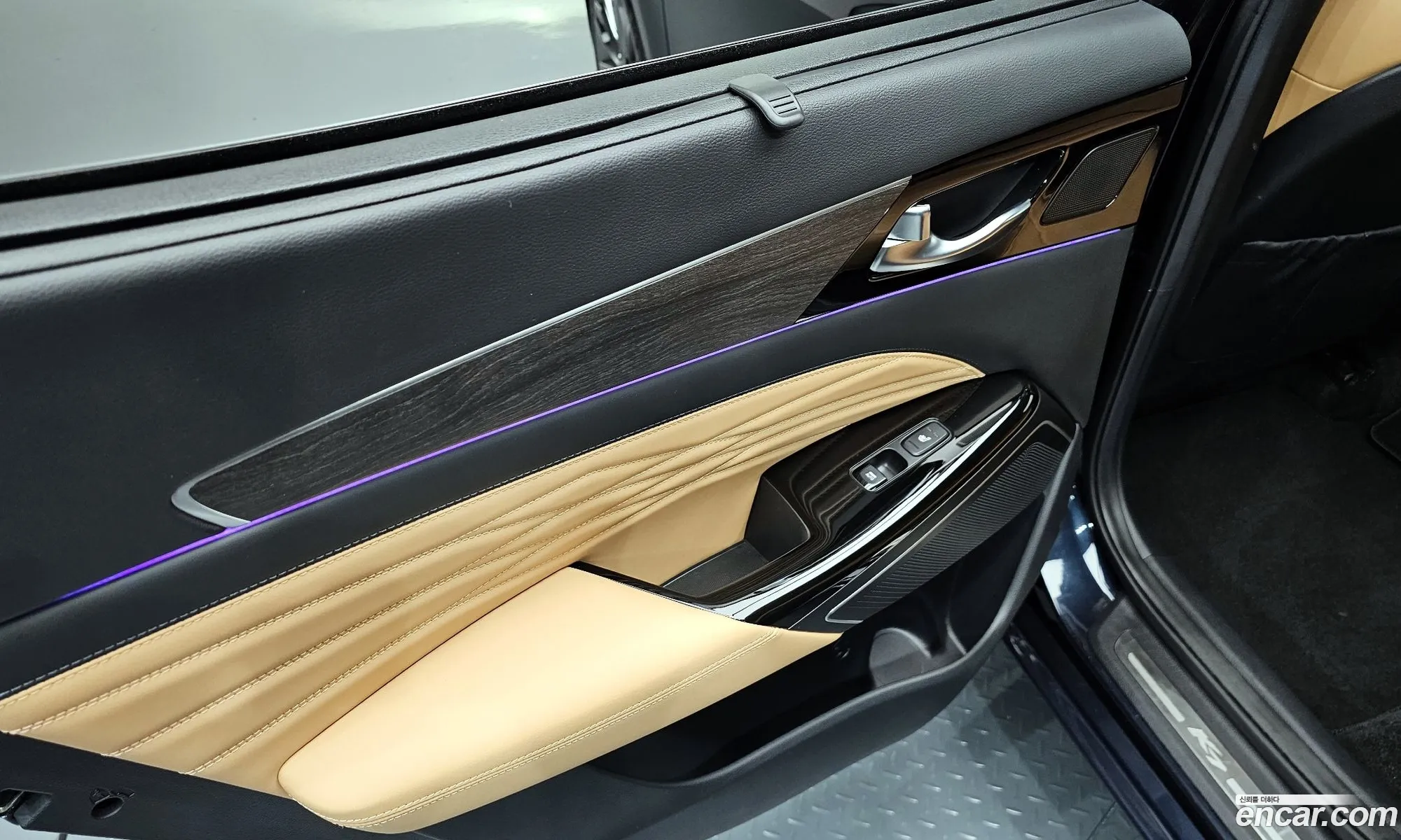 Kia K7 Premier 2019 — 22