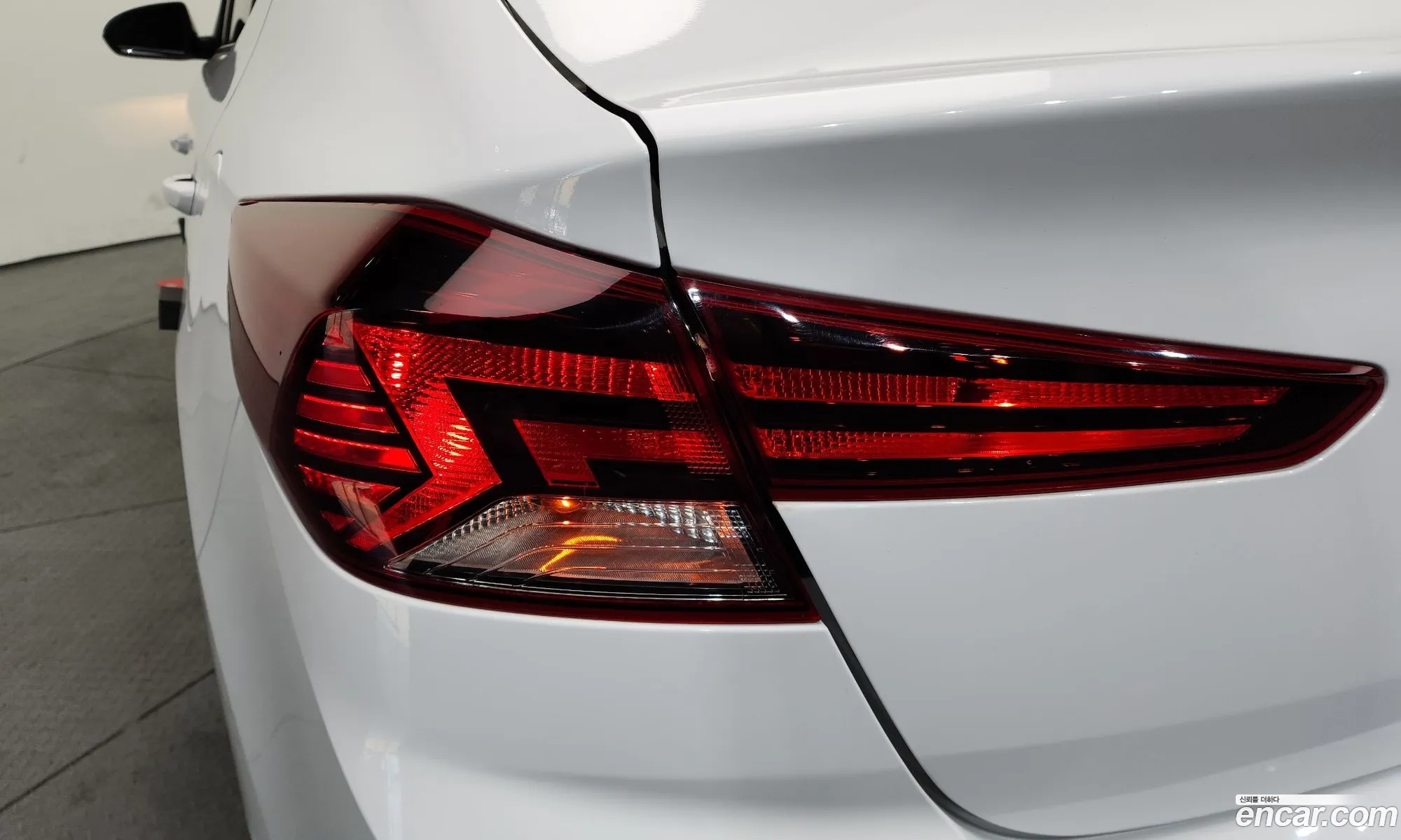 Hyundai Elantra AD 2020 — 6