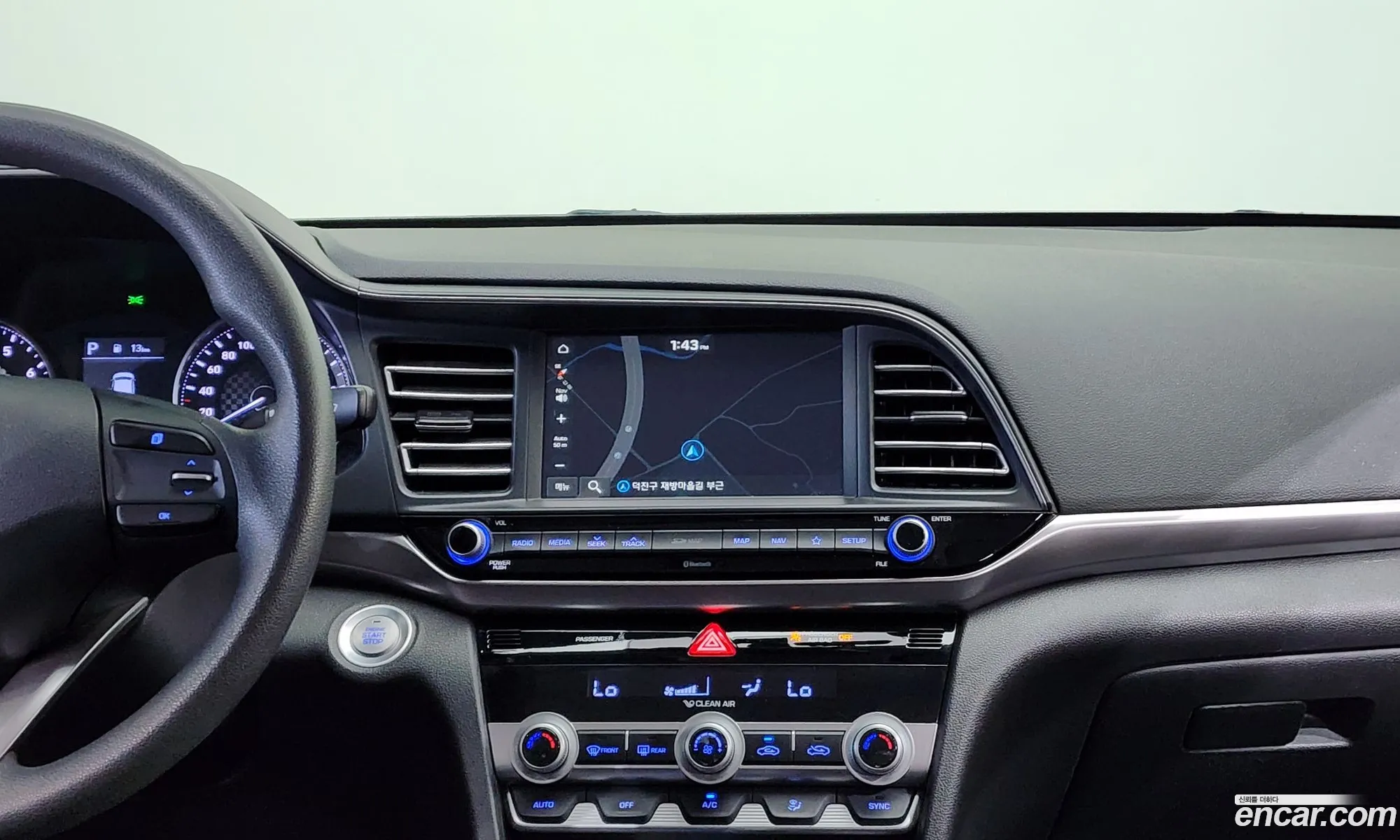 Hyundai Elantra AD 2020 — 15