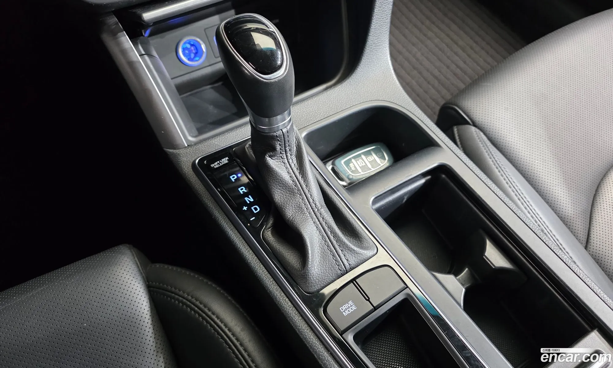 Hyundai LF Sonata 2016 — 13