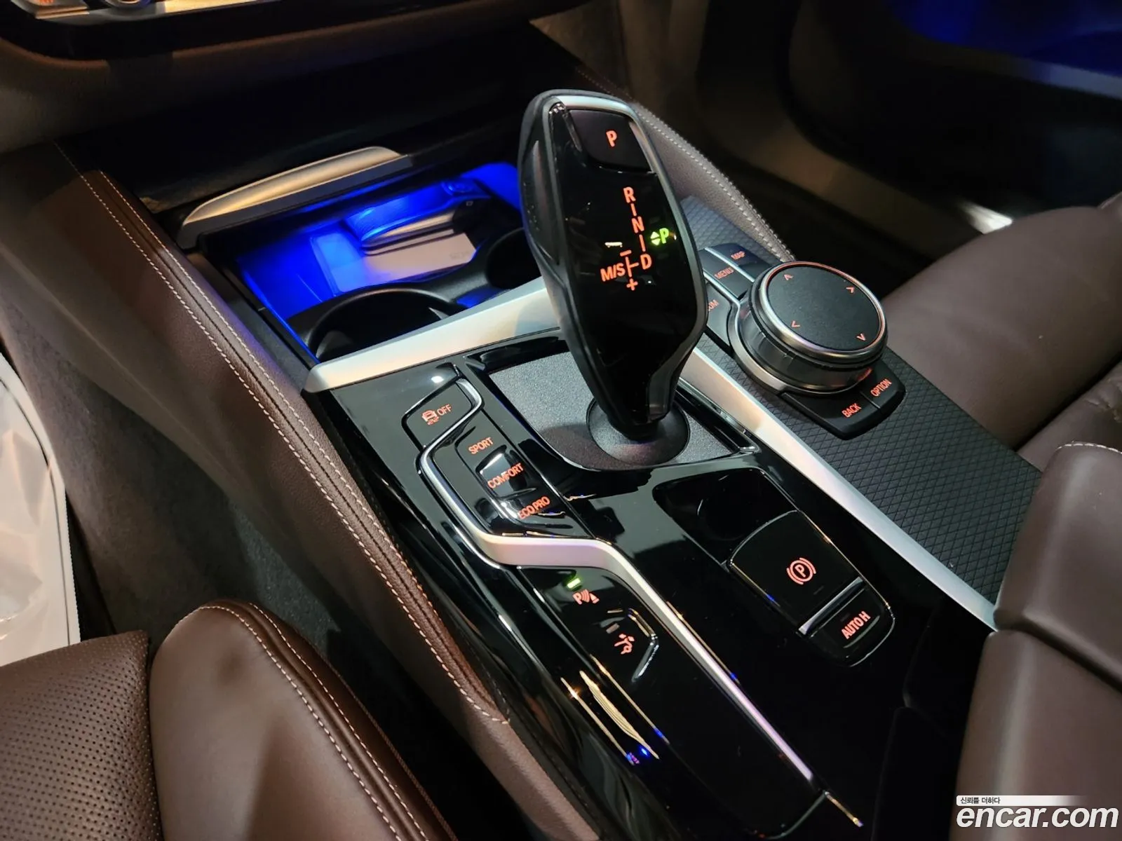 BMW 6 Series GT 2022 — 10