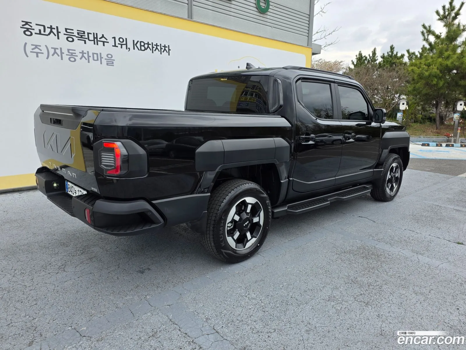 Kia Tasman 2025 — 17