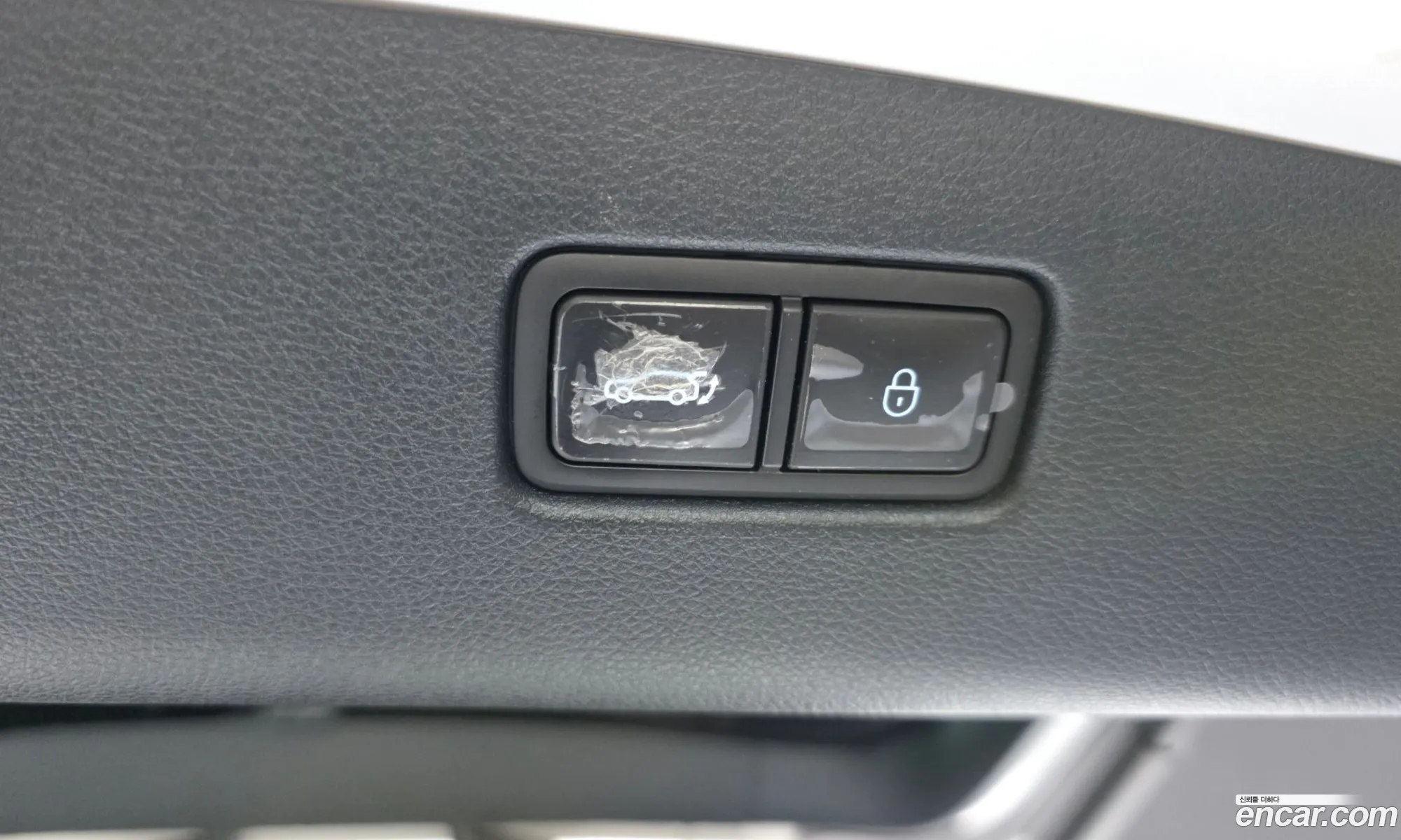Genesis GV70 2022 — 23
