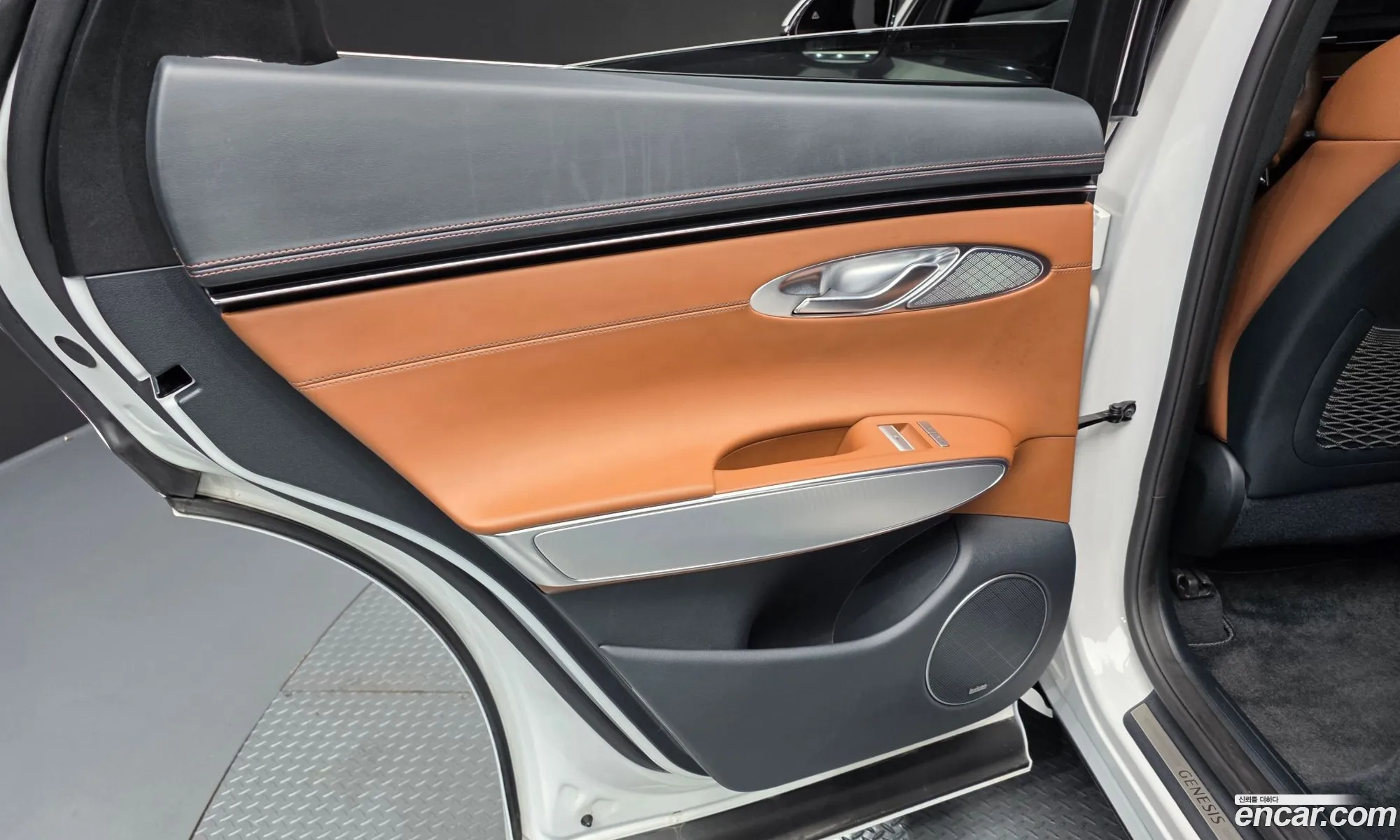 Genesis GV70 2022 — 20