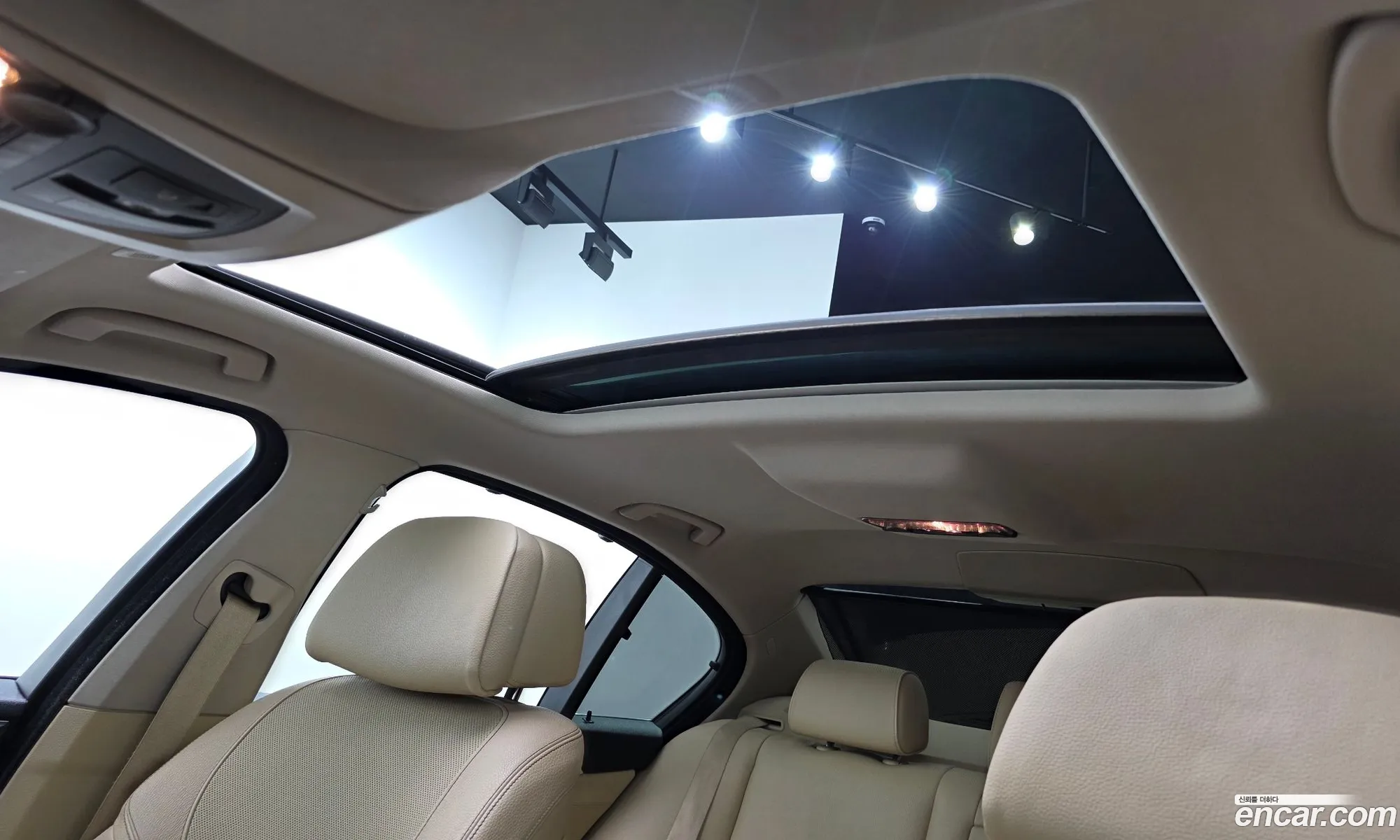 BMW 5 Series 2016 WBA5A7103GG297404 — 2