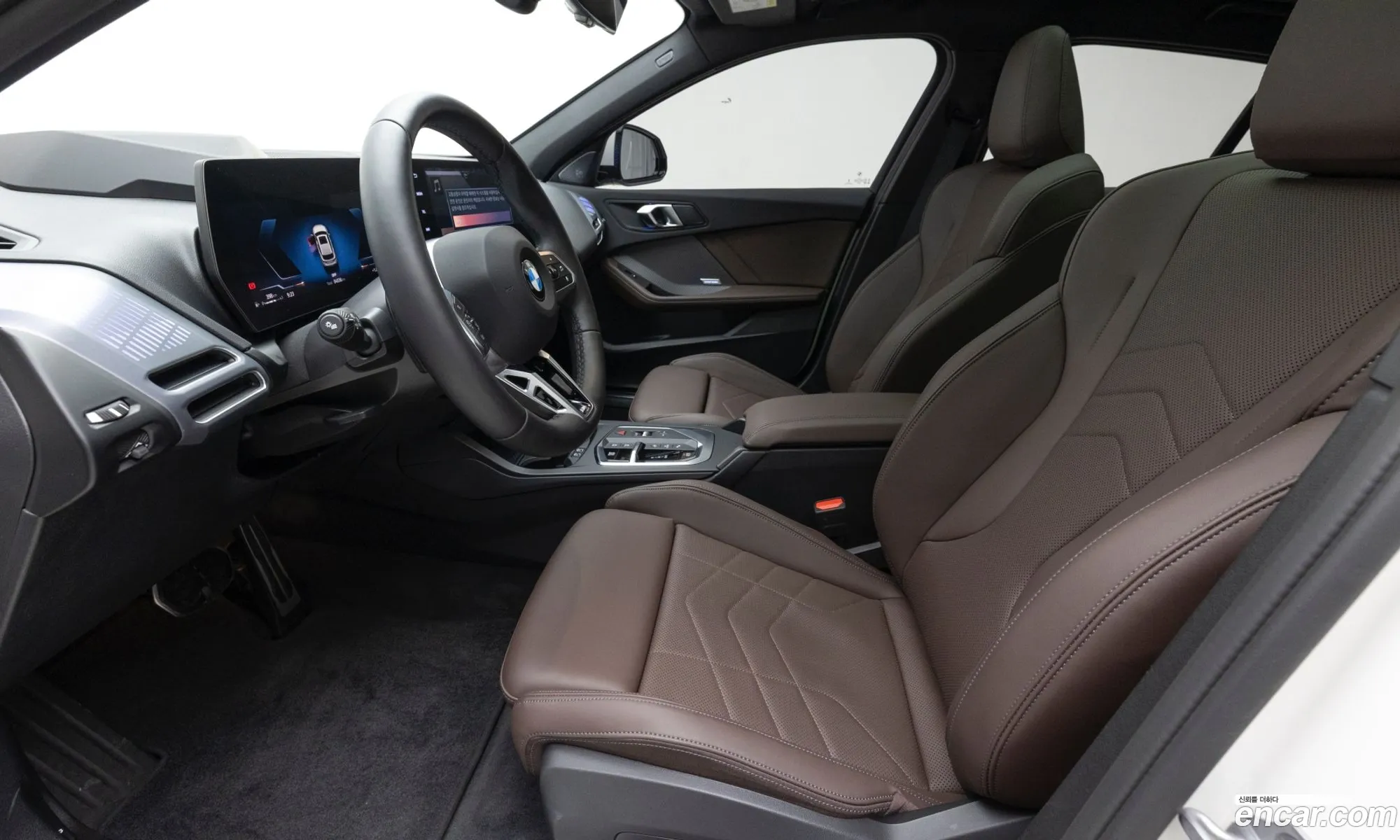BMW 1 Series 2025 — 17
