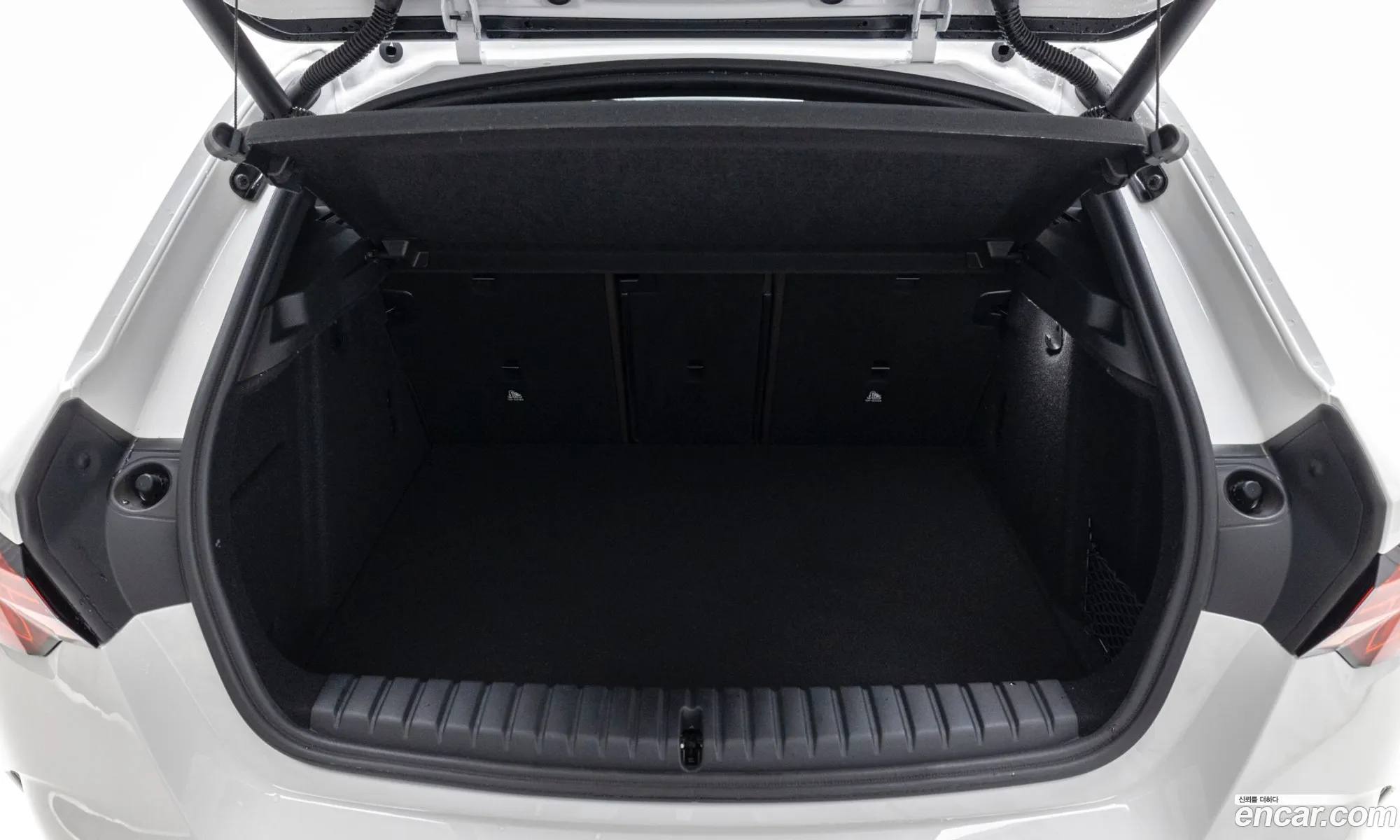 BMW 1 Series 2025 — 12