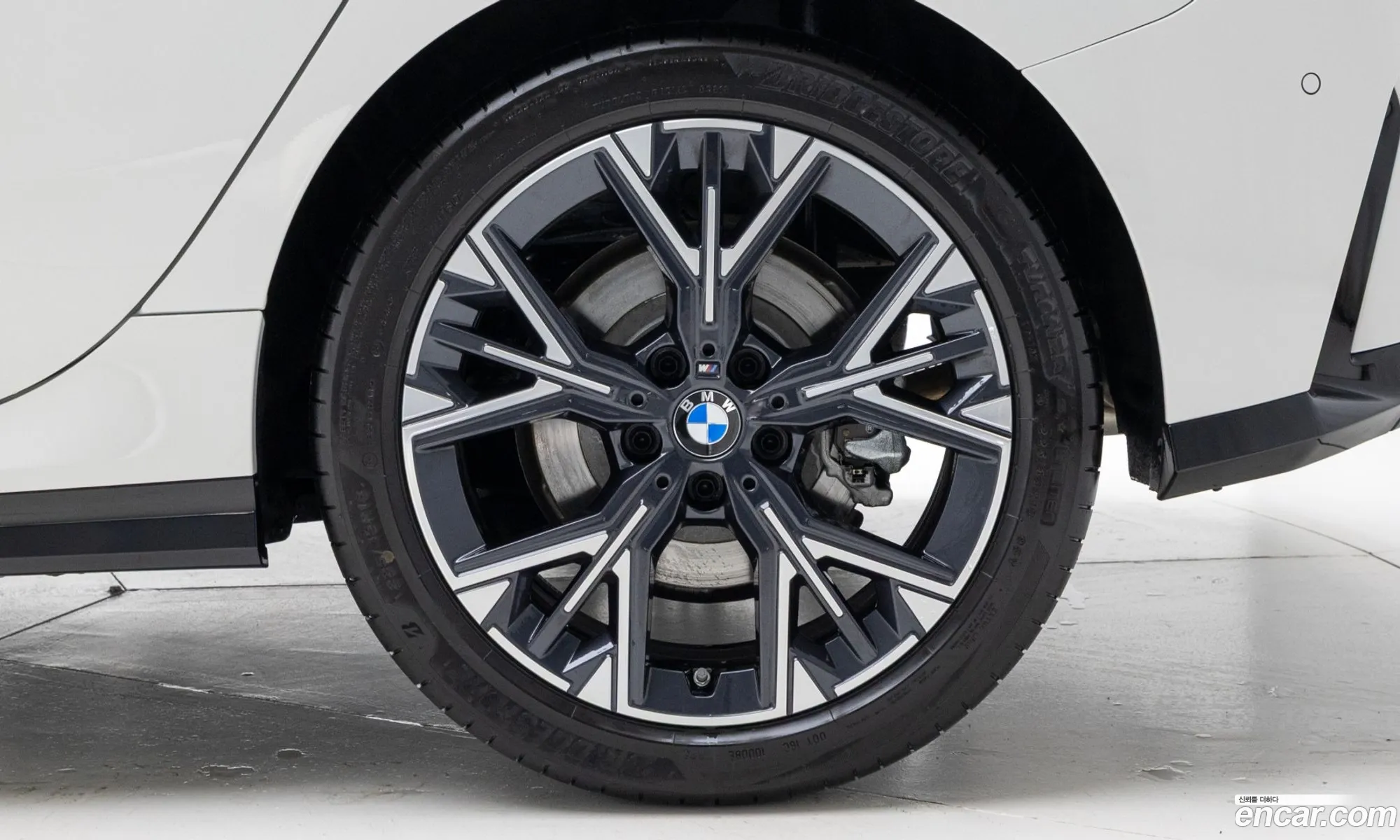 BMW 1 Series 2025 — 10