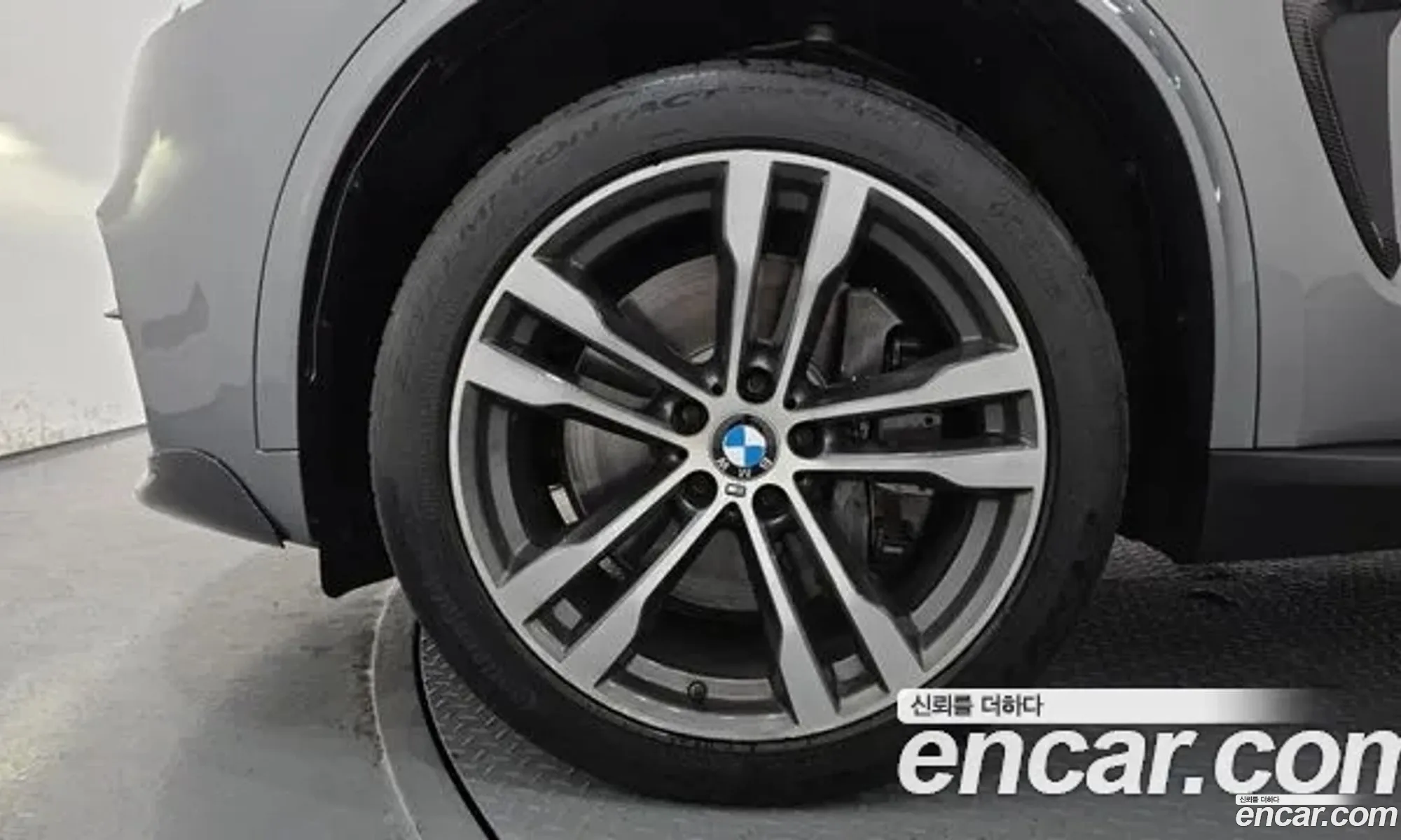 BMW X5 2015 WBAKS8102F0M51128 — 10