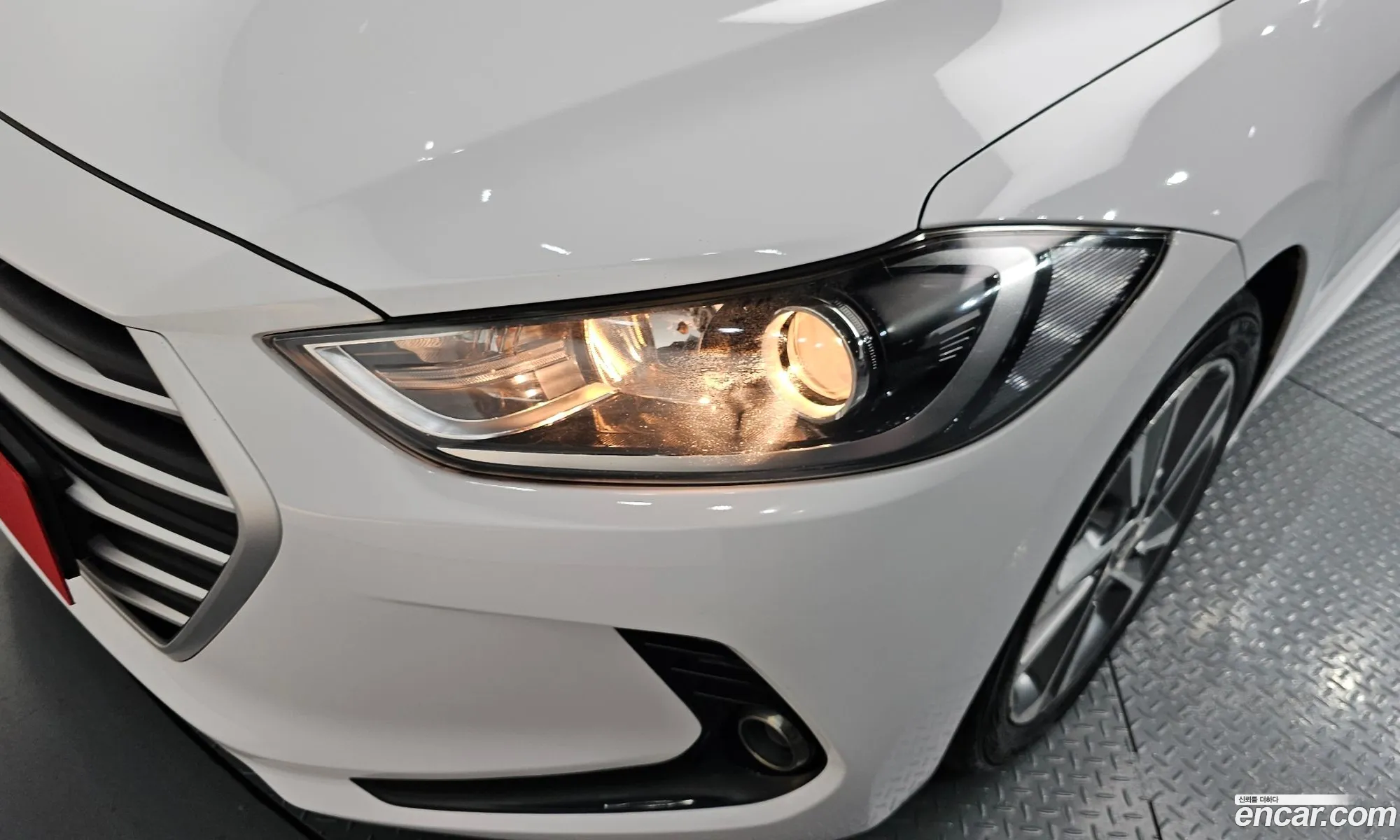 Hyundai Elantra AD 2018 — 23