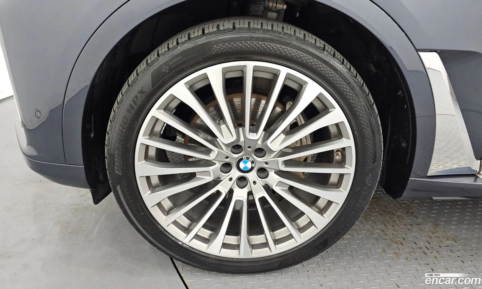 BMW X7 2022 — 9