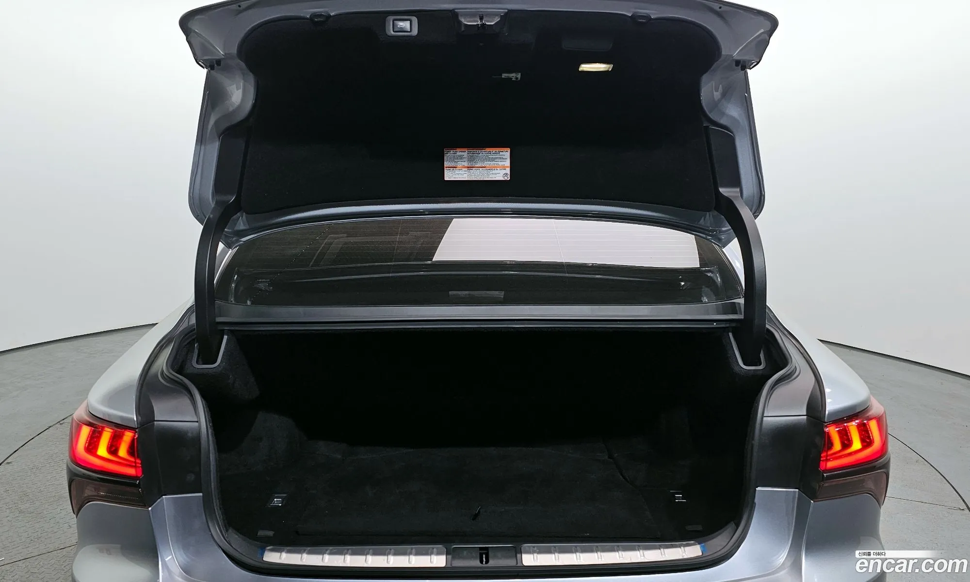 Lexus LS500 2022 JTHG5LGF3N5010414 — 4