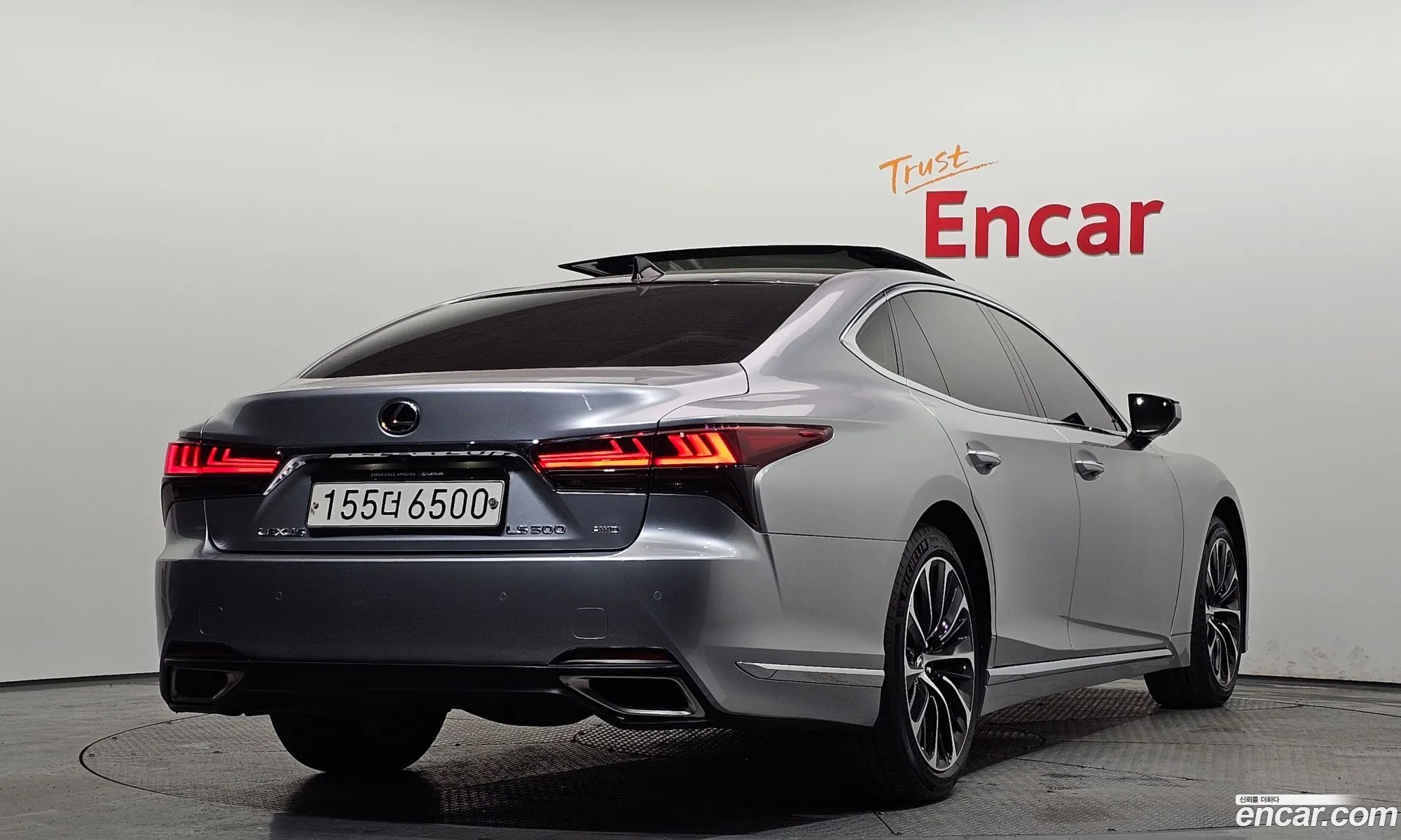 Lexus LS500 2022 JTHG5LGF3N5010414 — 16