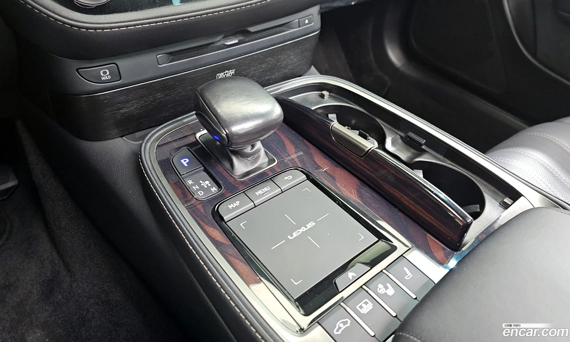 Lexus LS500 2022 JTHG5LGF3N5010414 — 17