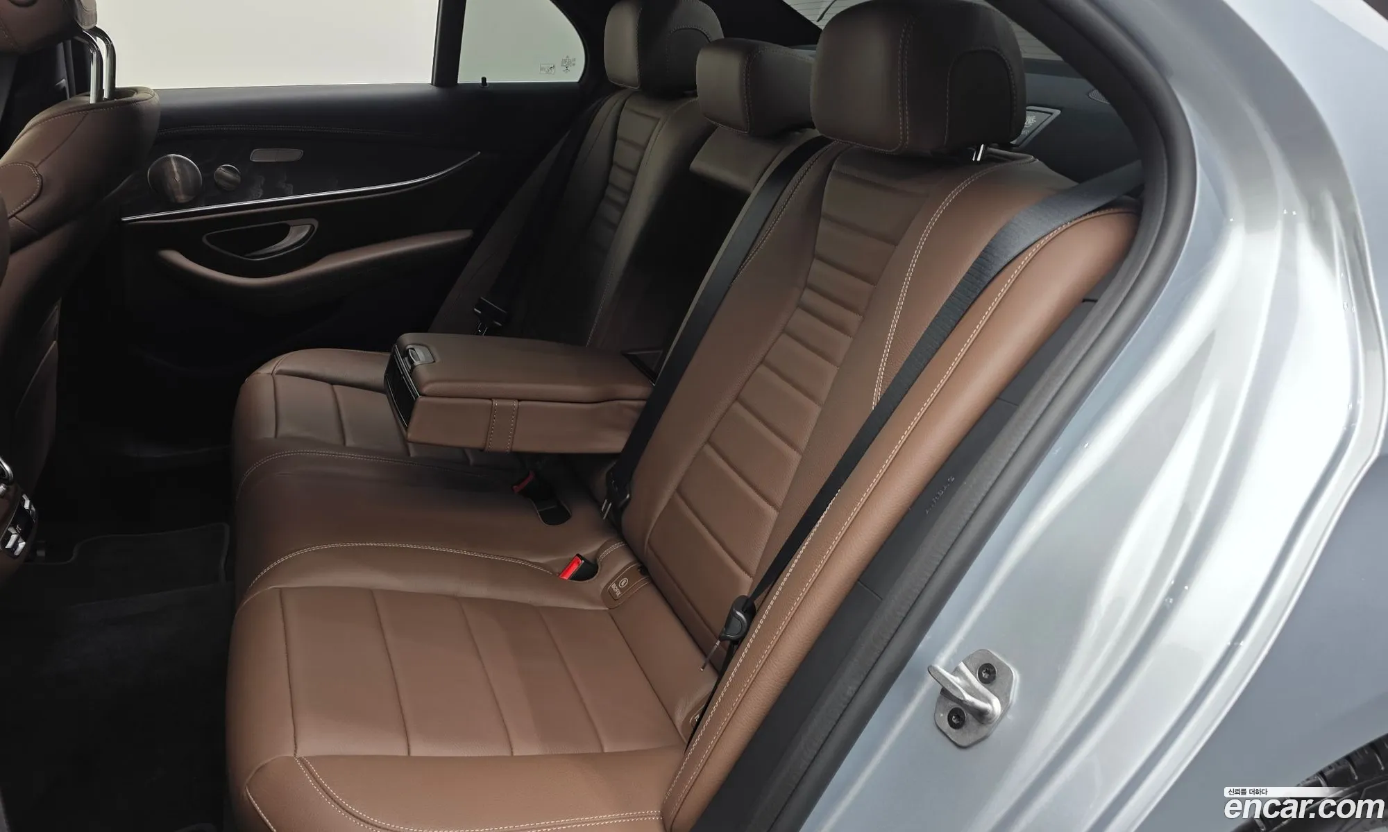 Mercedes-Benz E-Class W213 2022 — 16