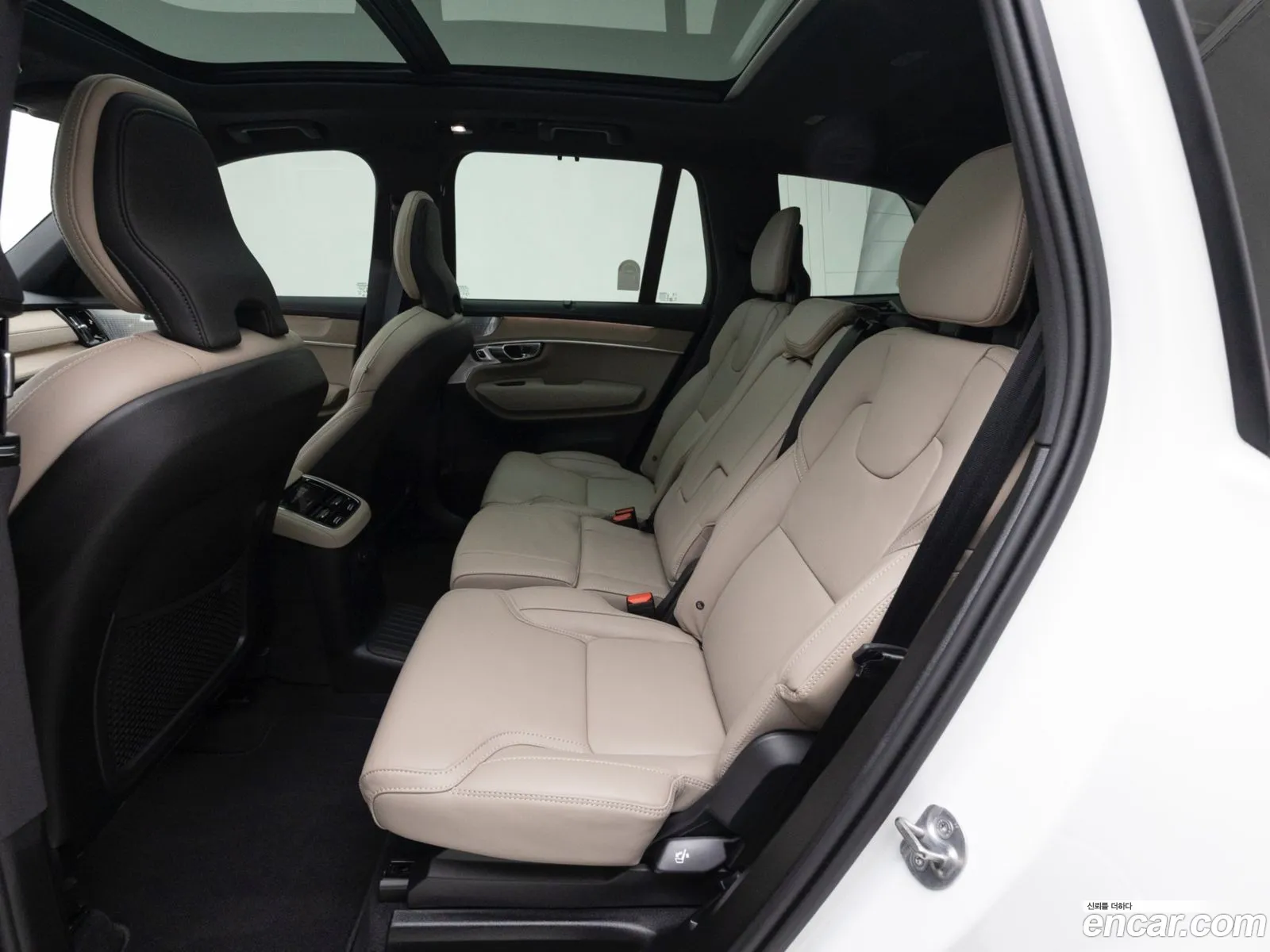 Volvo XC90 2025 — 6