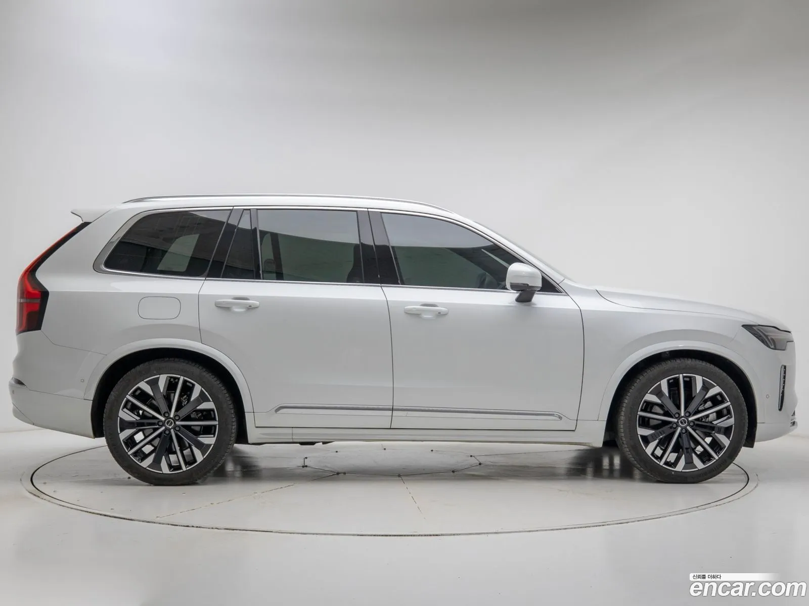 Volvo XC90 2025 — 9