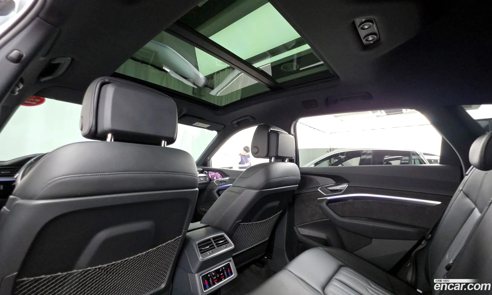 Audi e-tron 2020 WAUZZZGE9LB029344 — 17