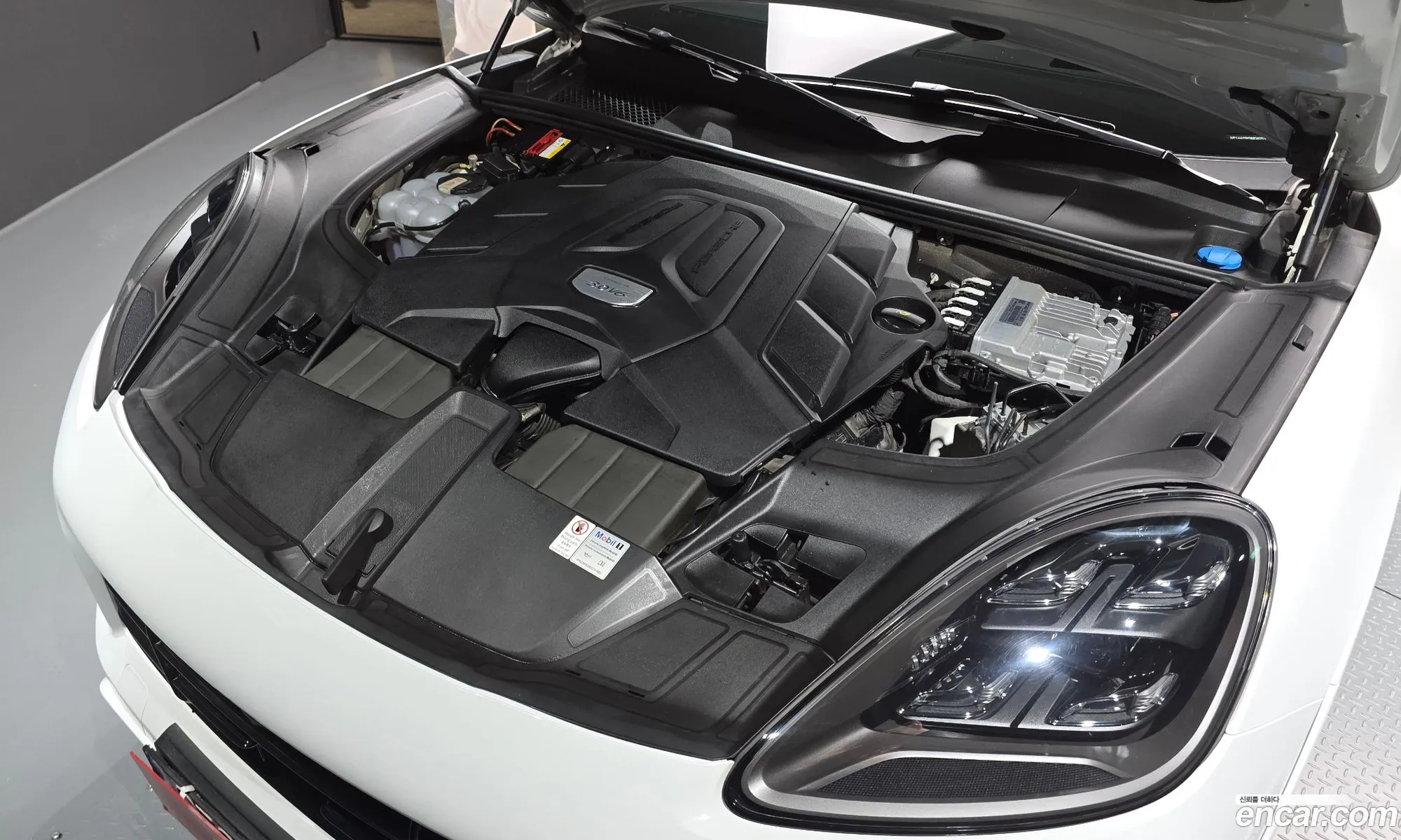 Porsche Cayenne 2021 WP1AA29Y9MDA05393 — 17