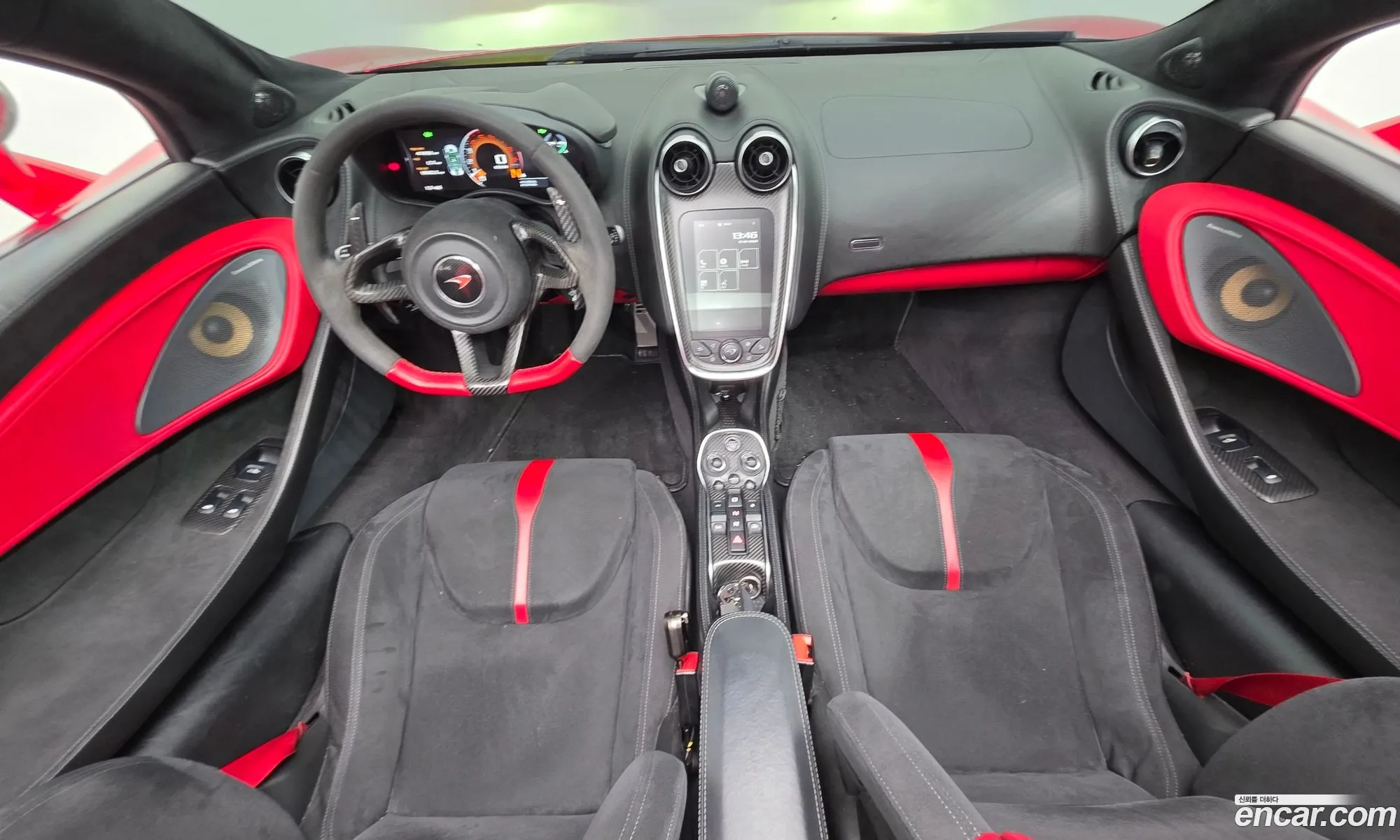 McLaren 570S 2018 SBM13FAB4JW005237 — 28