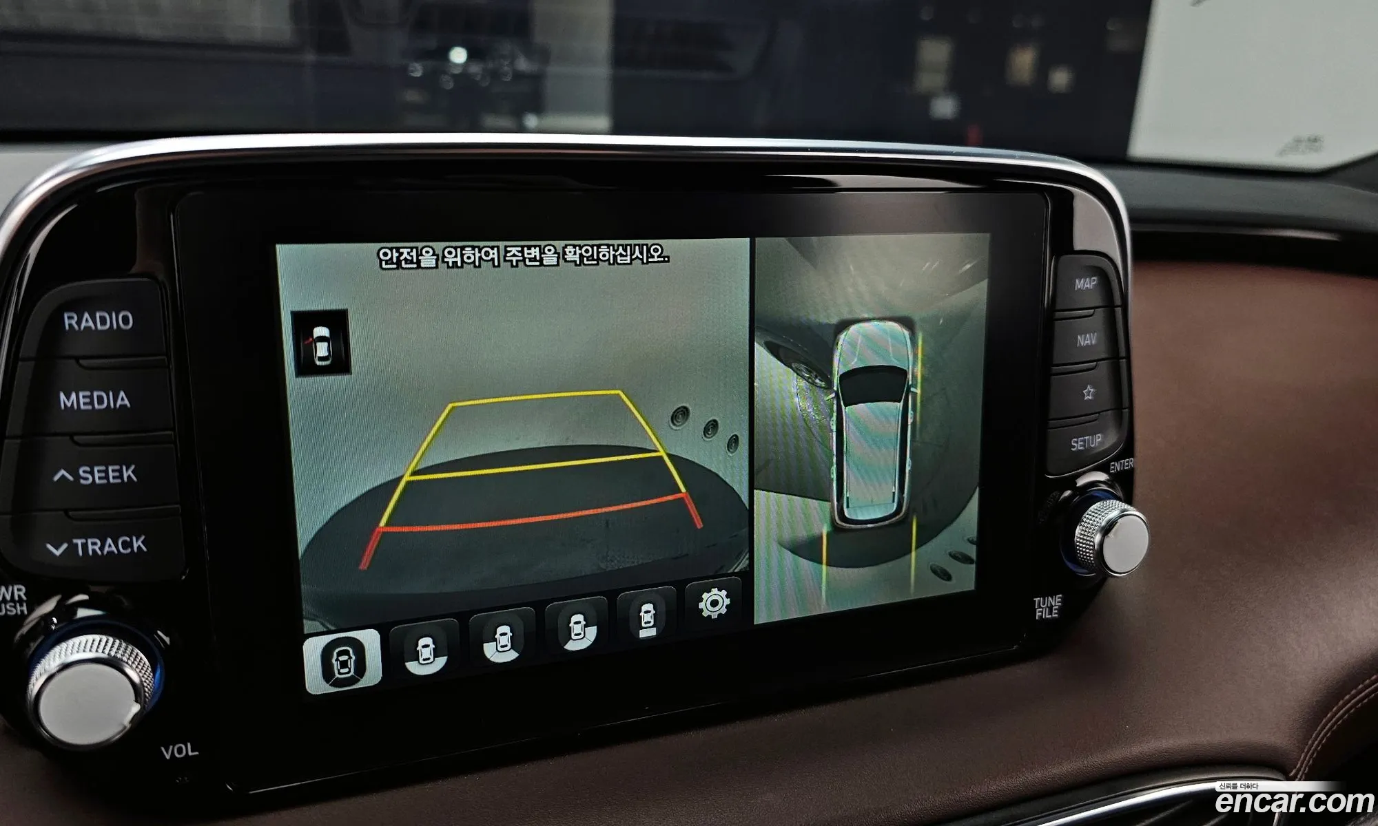 Hyundai Santa Fe TM 2019 — 12