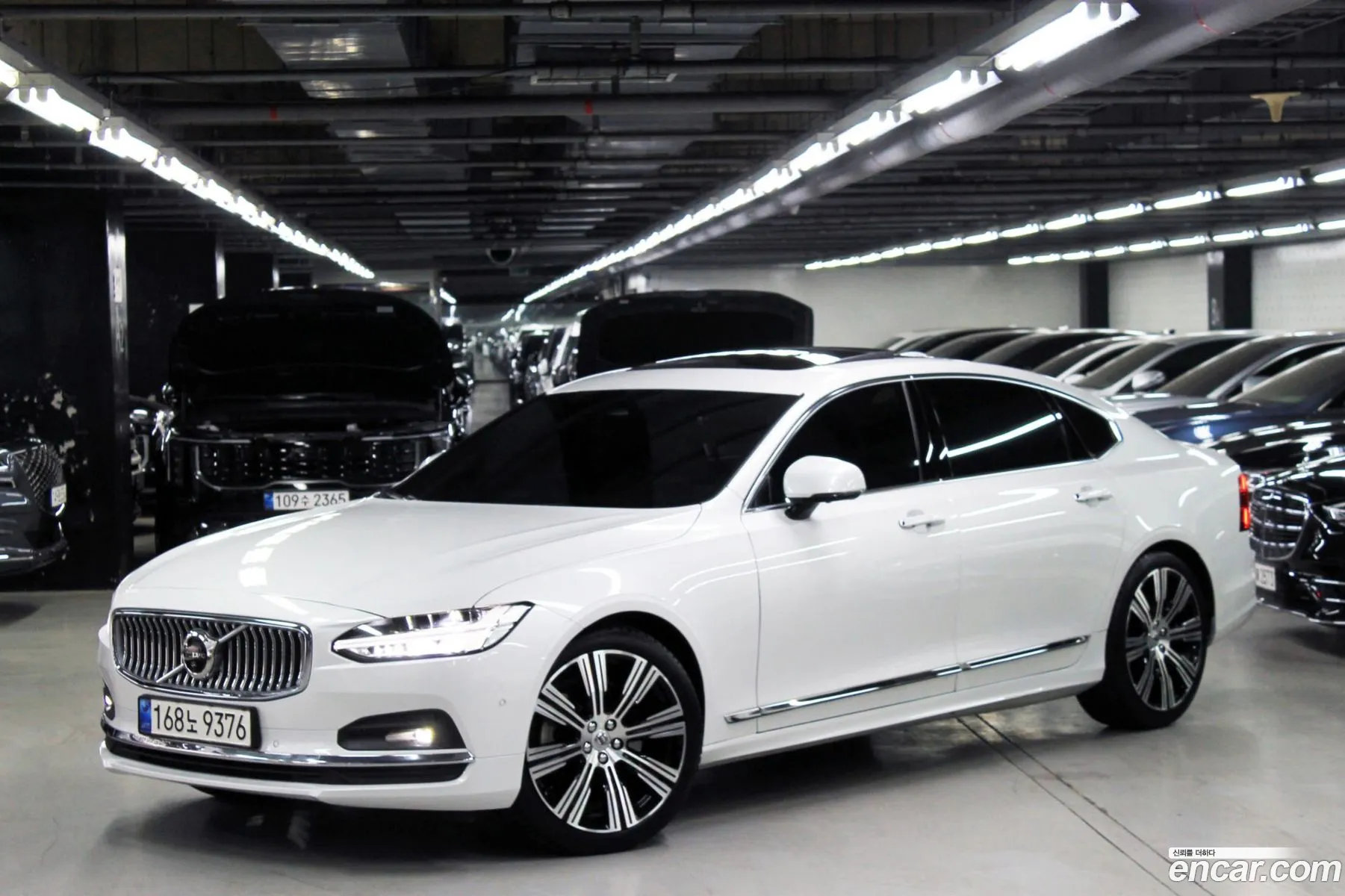 Volvo S90 2022 — 18