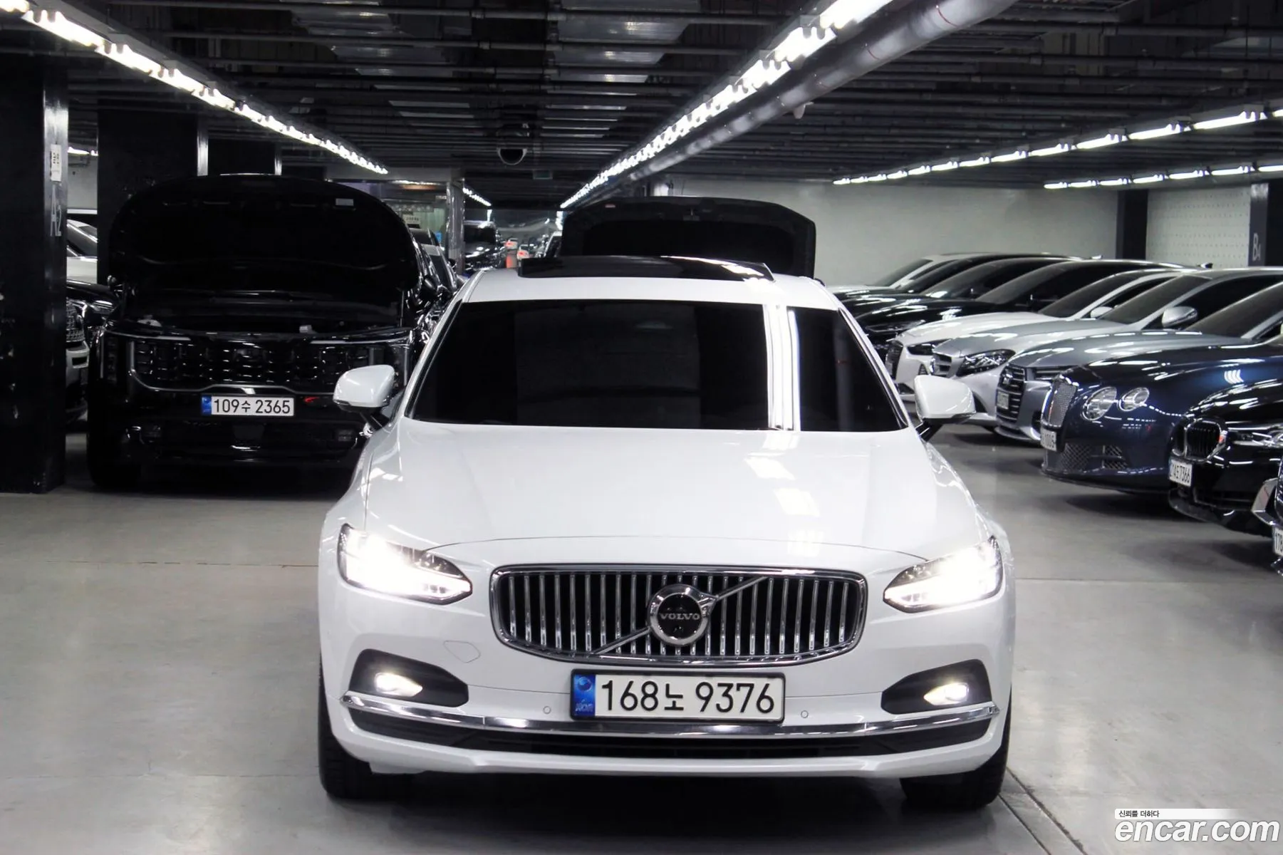 Volvo S90 2022 — 2