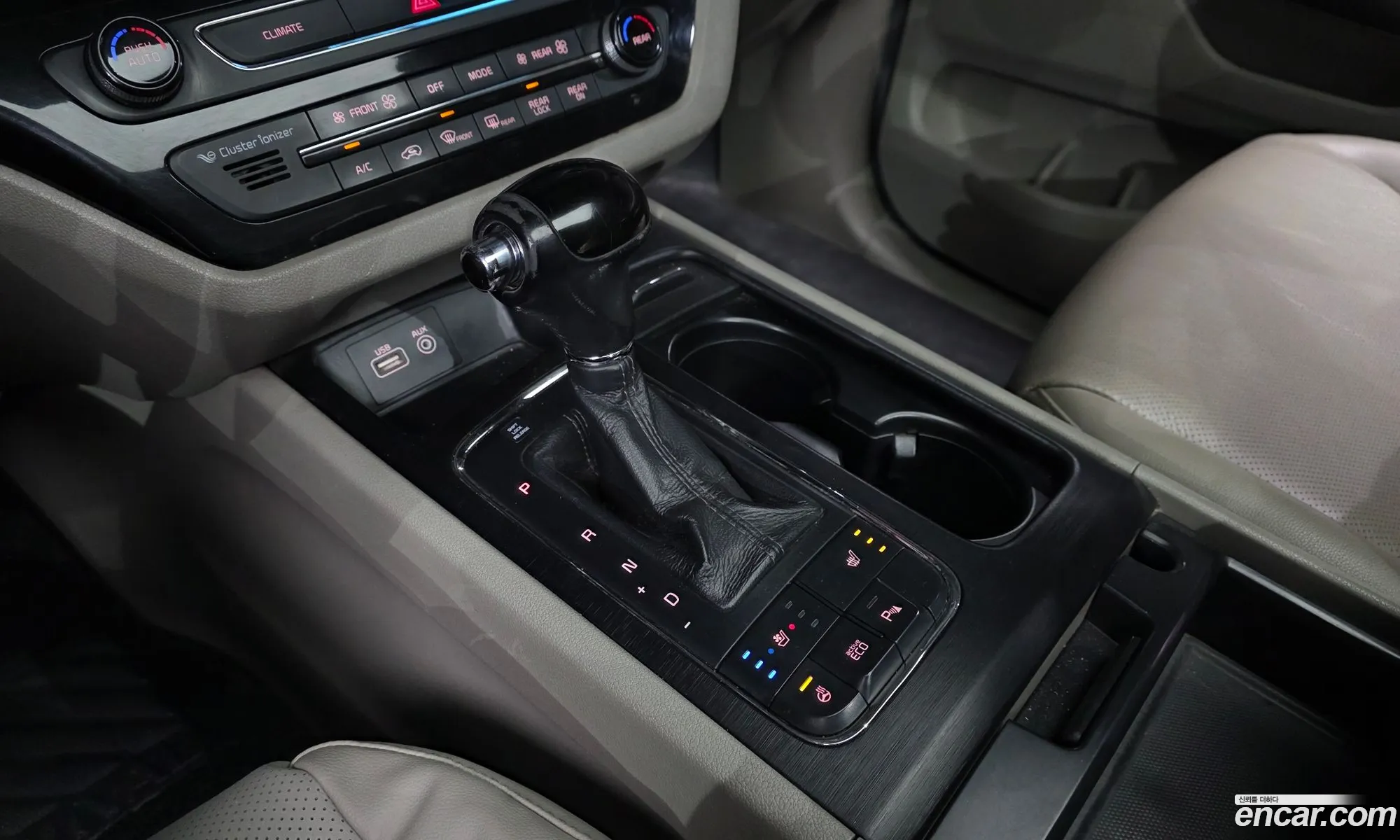 Kia Carnival 2015 — 3