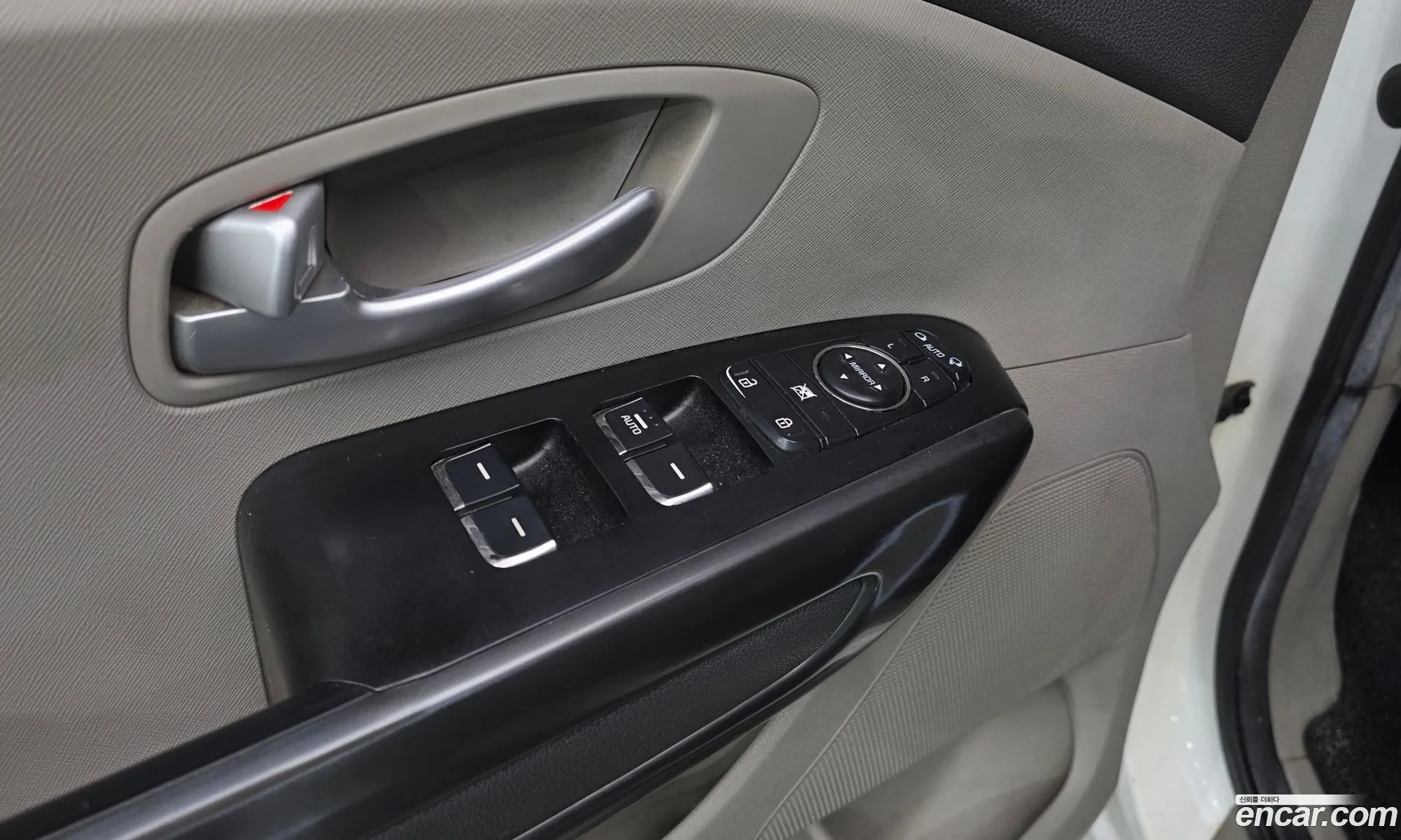 Kia Carnival 2015 — 16