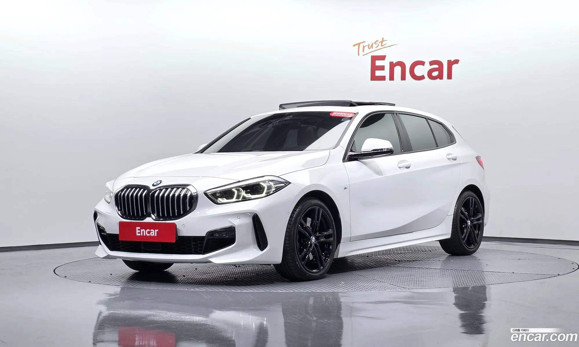 BMW 1 Series 2023 WBA7L7105P7M67362 — 30