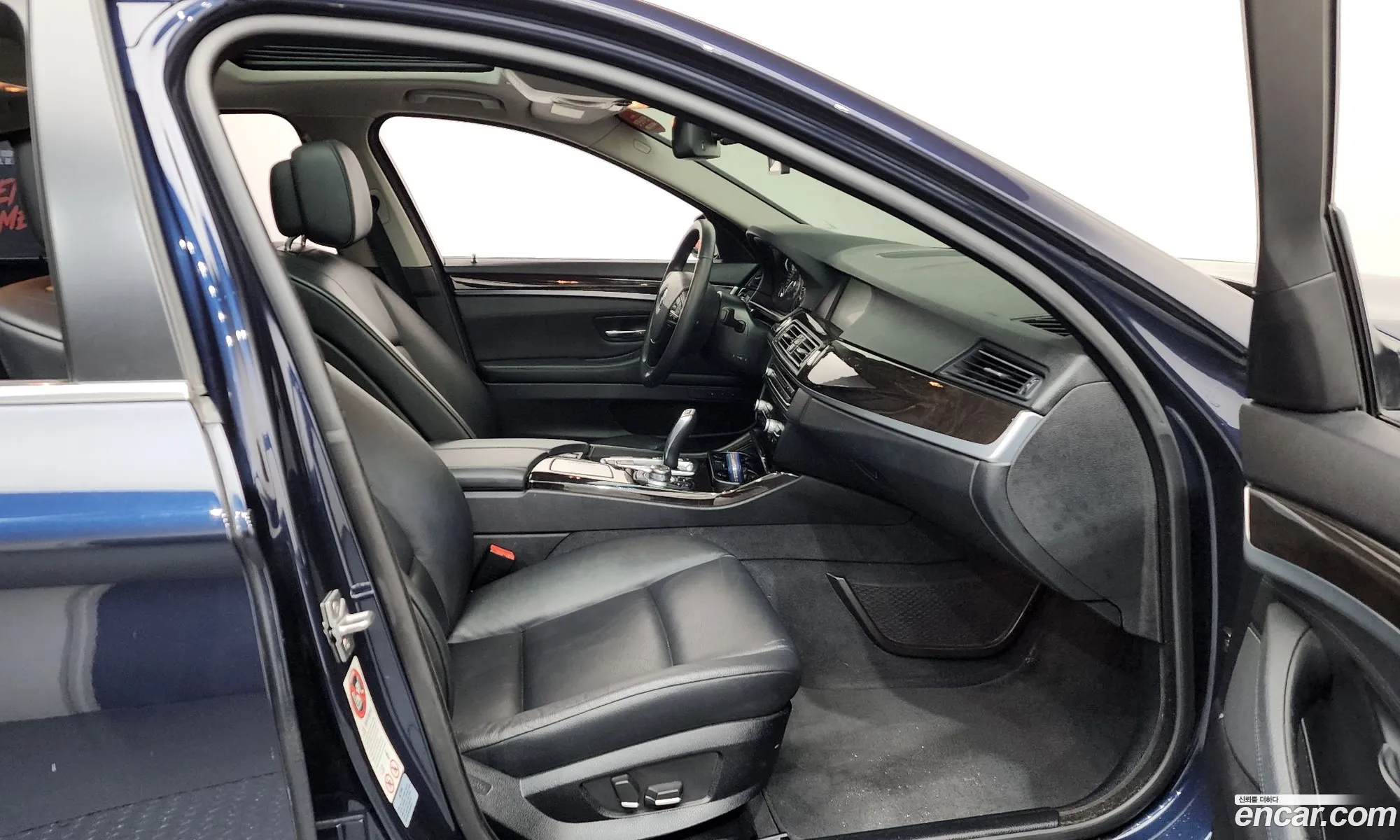 BMW 5 Series 2012 WBAXG310XCDW37773 — 8
