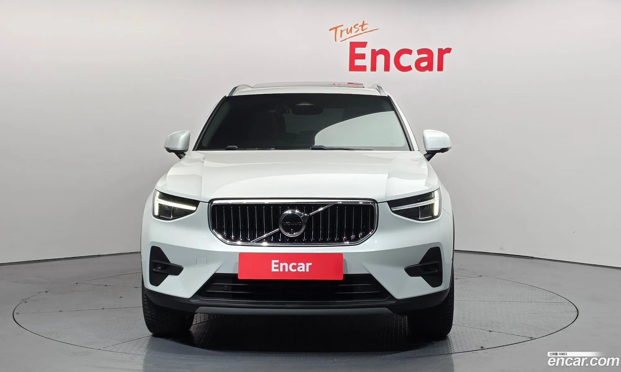 Volvo XC40 2023 — 13
