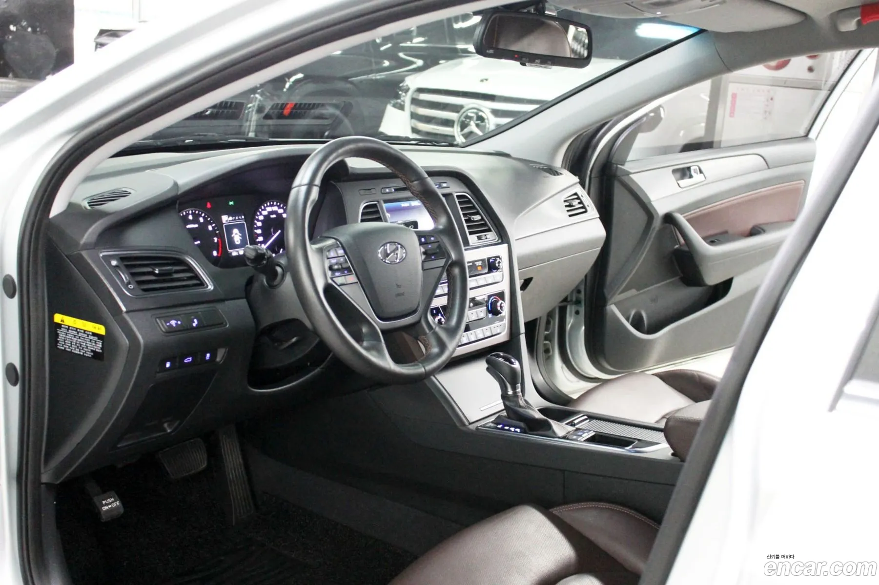 Hyundai LF Sonata 2016 — 5