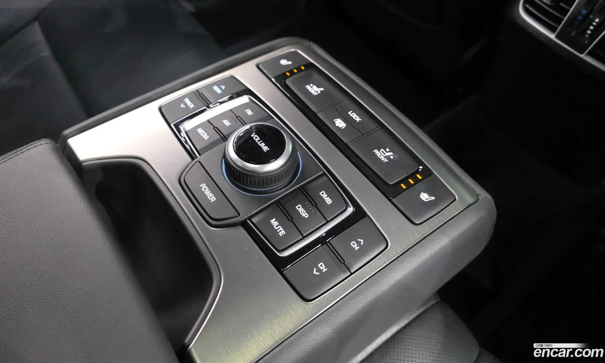 Hyundai Genesis DH 2016 — 20