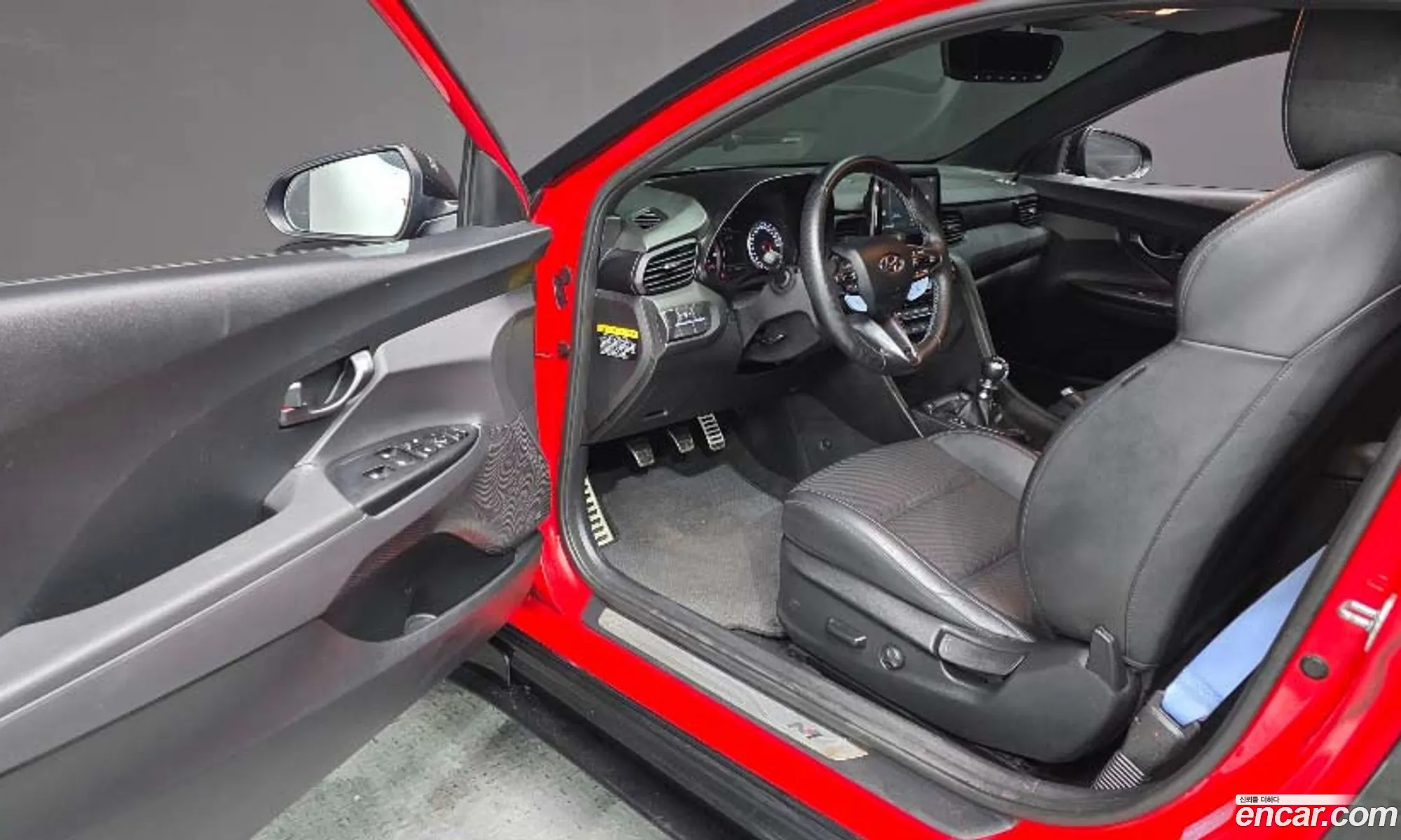 Hyundai Veloster 2019 — 13