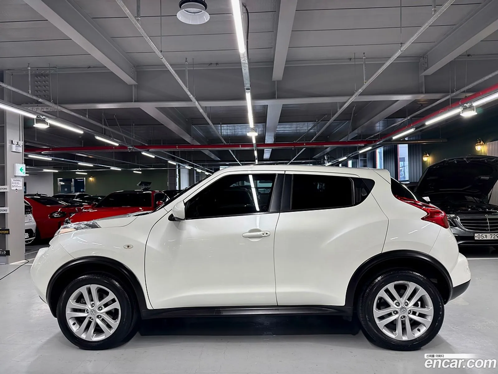 Nissan Juke 2014 — 18