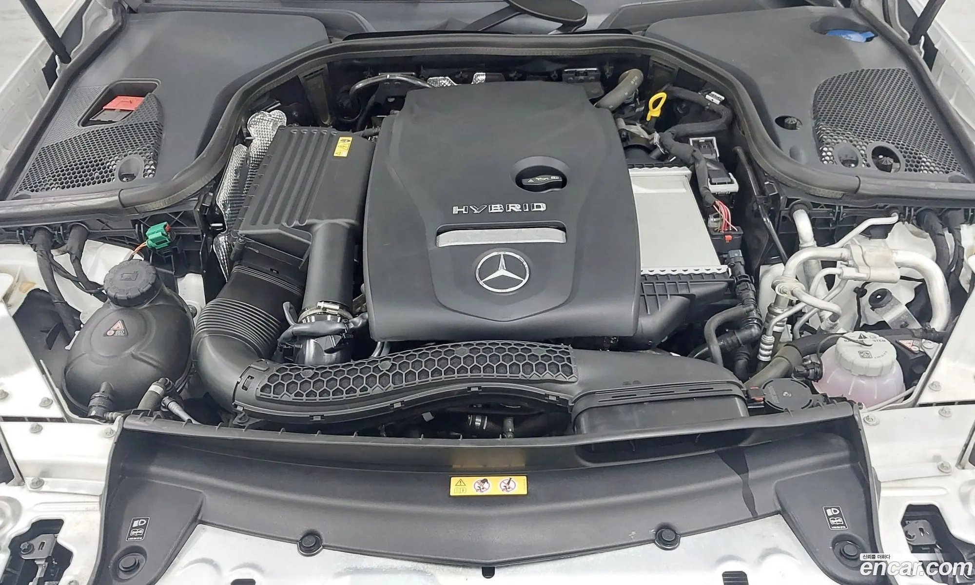 Mercedes-Benz E-Class W213 2023 — 14