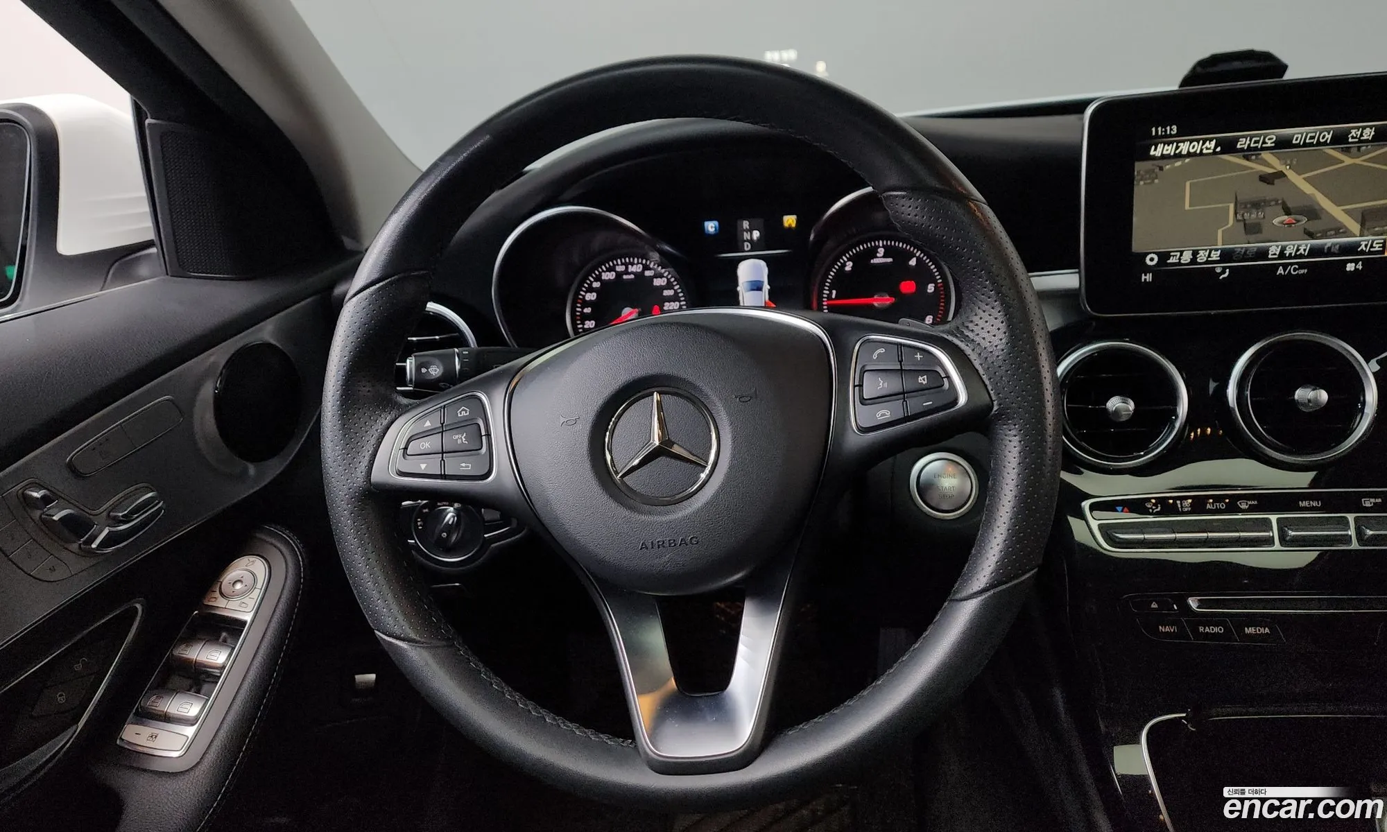 Mercedes-Benz C-Class W205 2017 — 28