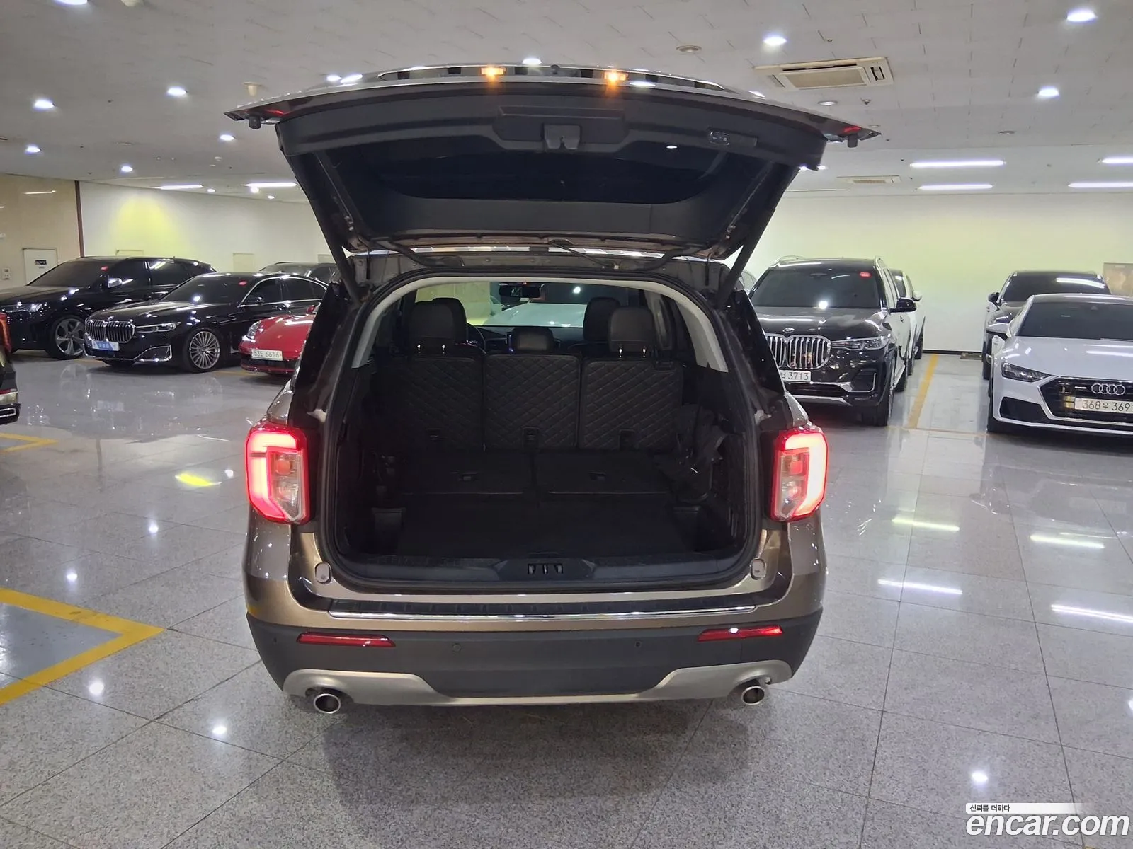 Ford Explorer 6th Gen 2021 — 8