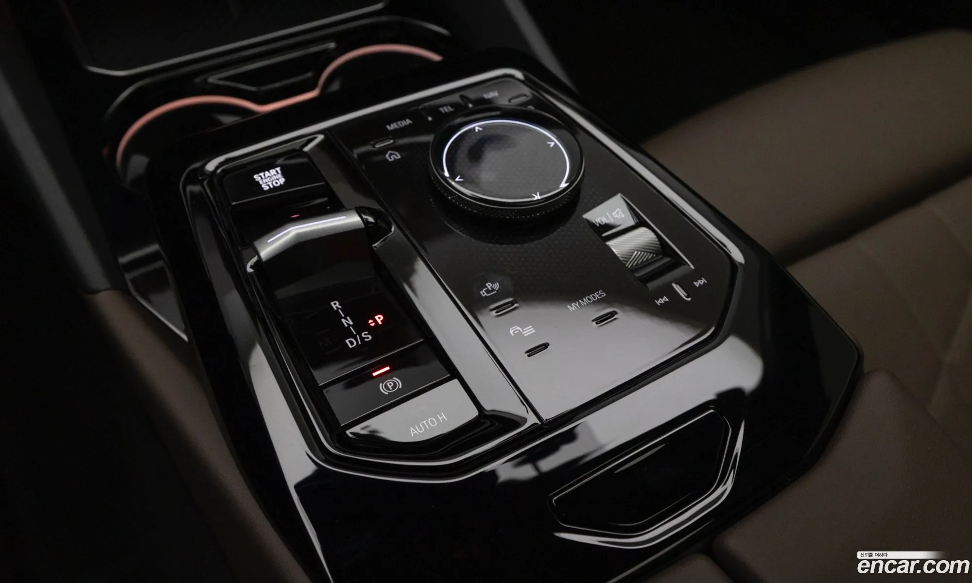 BMW 5 Series 2025 — 18