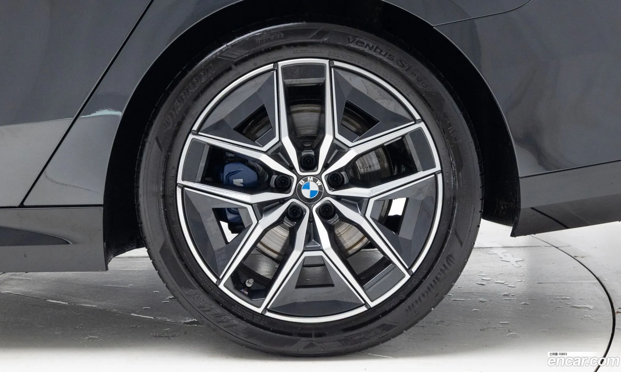 BMW 5 Series 2025 — 2